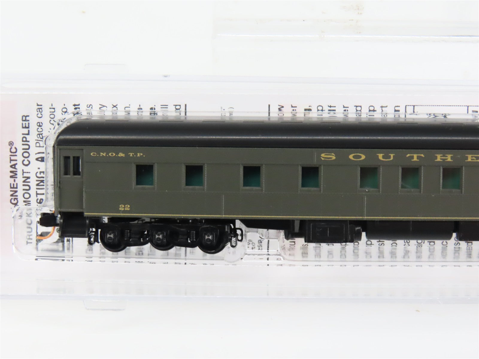 N Scale Micro-Trains 14400330 SOU Southern 3-2 Heavyweight Observation Car RTR