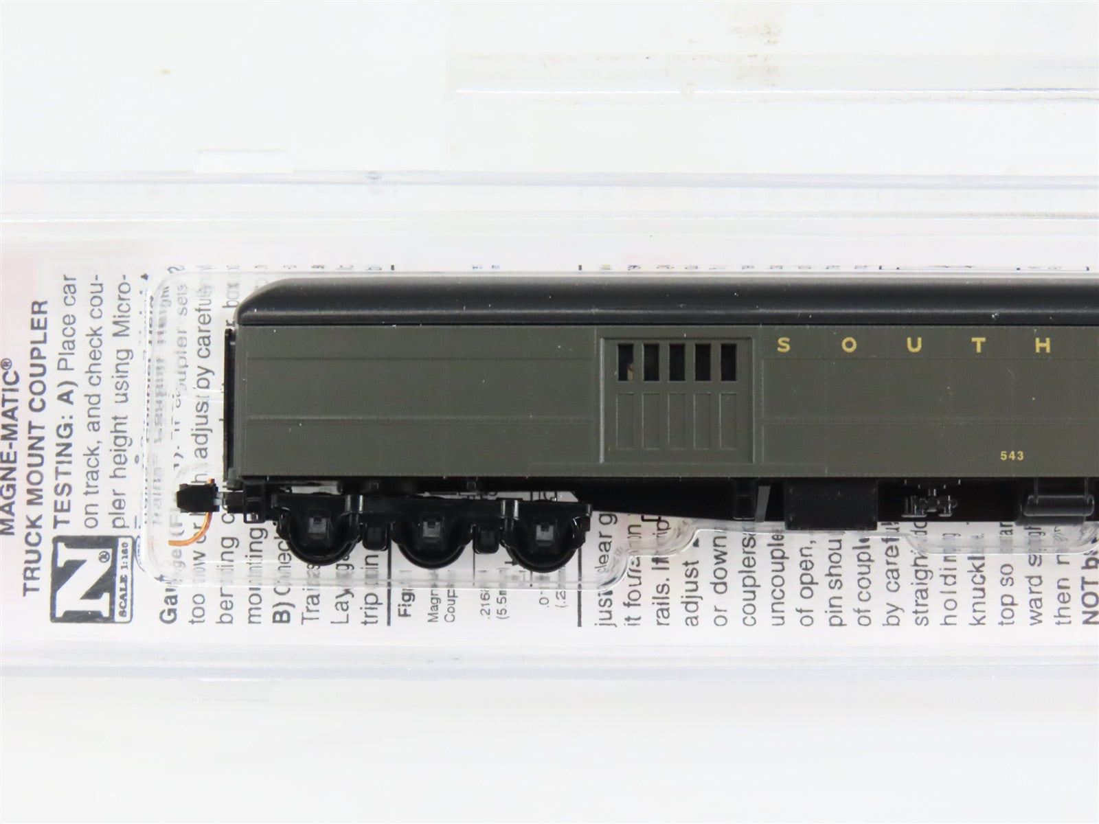 N Scale Micro-Trains 14700330 SOU Southern 70' Heavyweight Baggage 543 RTR