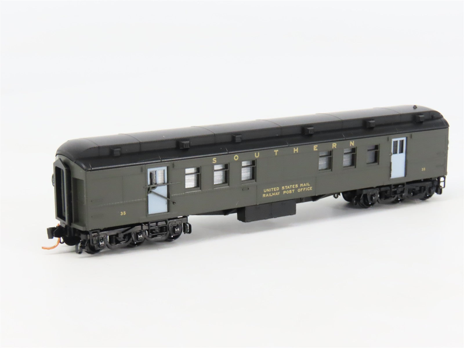 N Scale Micro-Trains 14000330 SOU Southern Heavyweight RPO 35 RTR