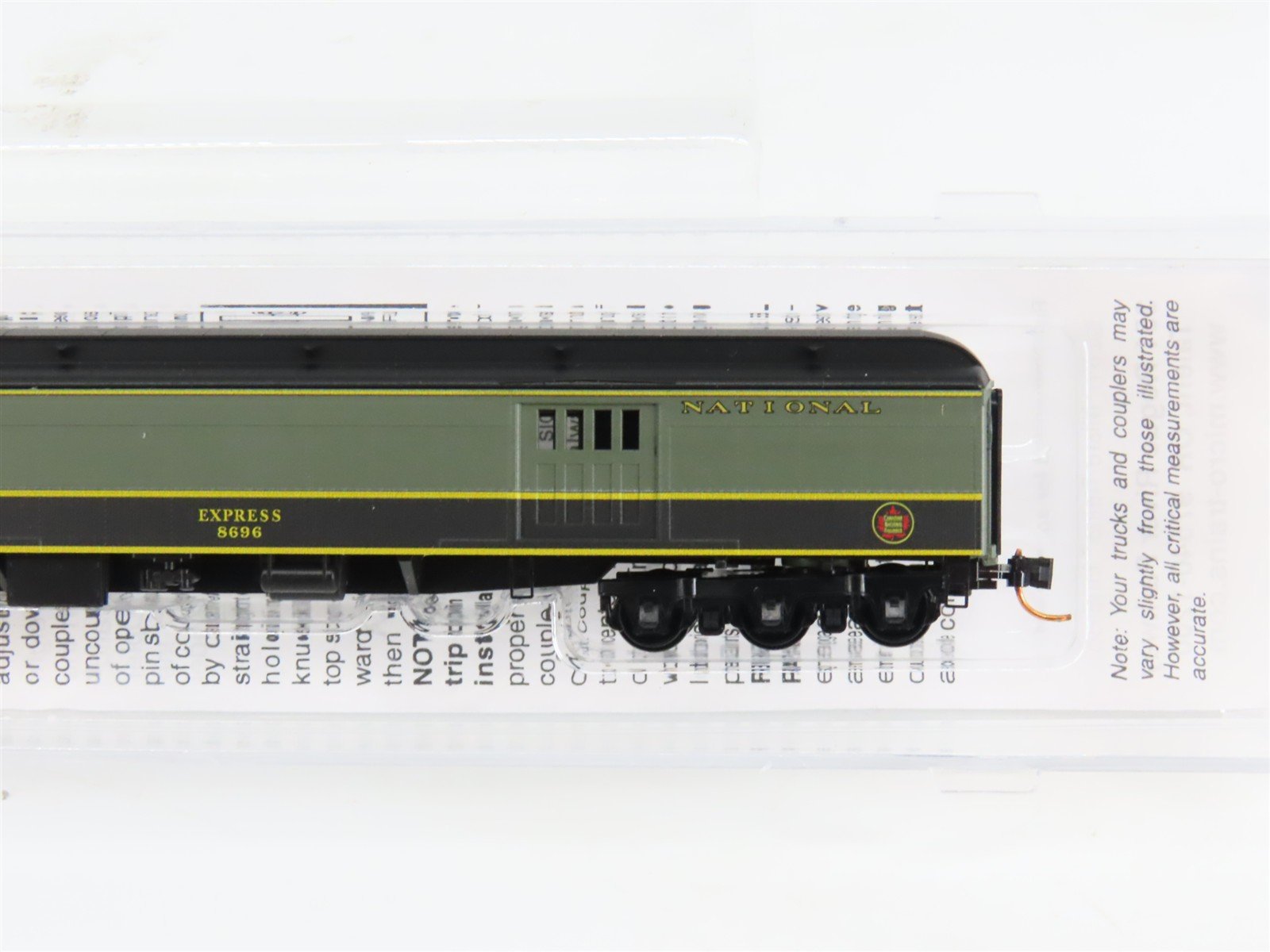 N Scale Micro-Trains 14700150 CN Canadian National 70' Baggage 8696 RTR