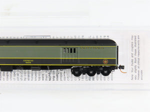 N Scale Micro-Trains 14700150 CN Canadian National 70' Baggage 8696 RTR