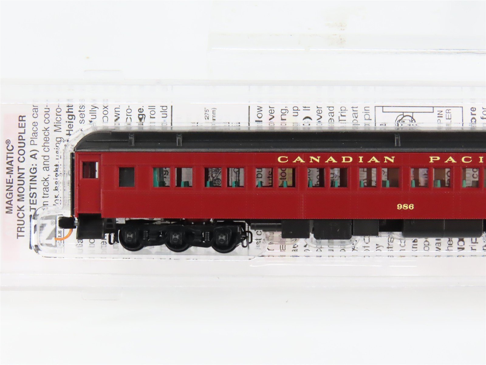 N Scale Micro-Trains 14500080 CP Canadian Pacific 78' Coach 986 RTR