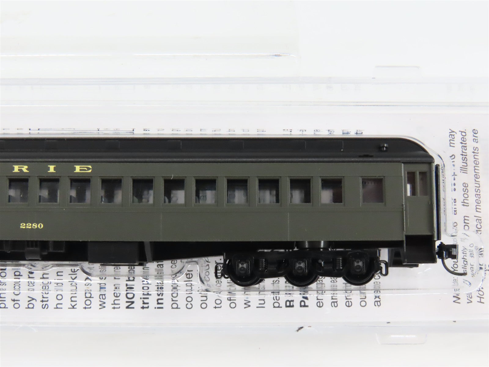 N Scale Micro-Trains 16000140 Erie Railroad 78' Coach 2280 RTR