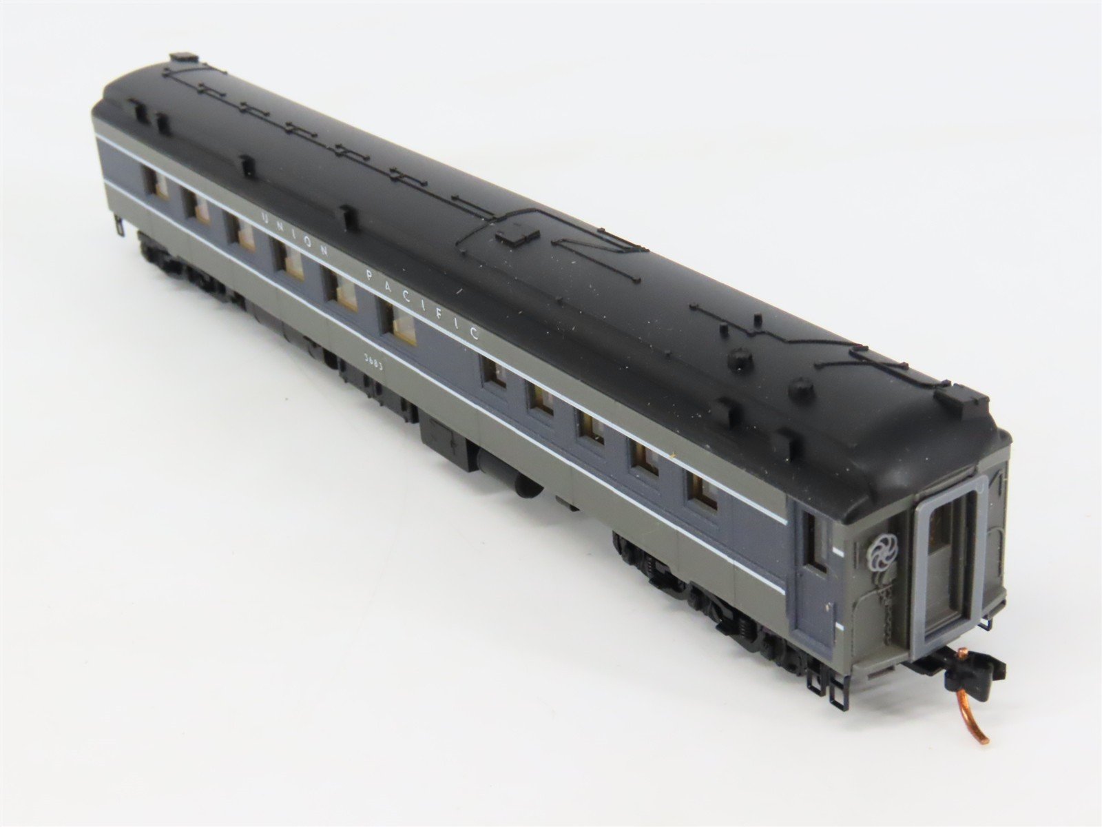 N Scale Micro-Trains 14600190 UP Union Pacific 80' Heavyweight Diner Car RTR