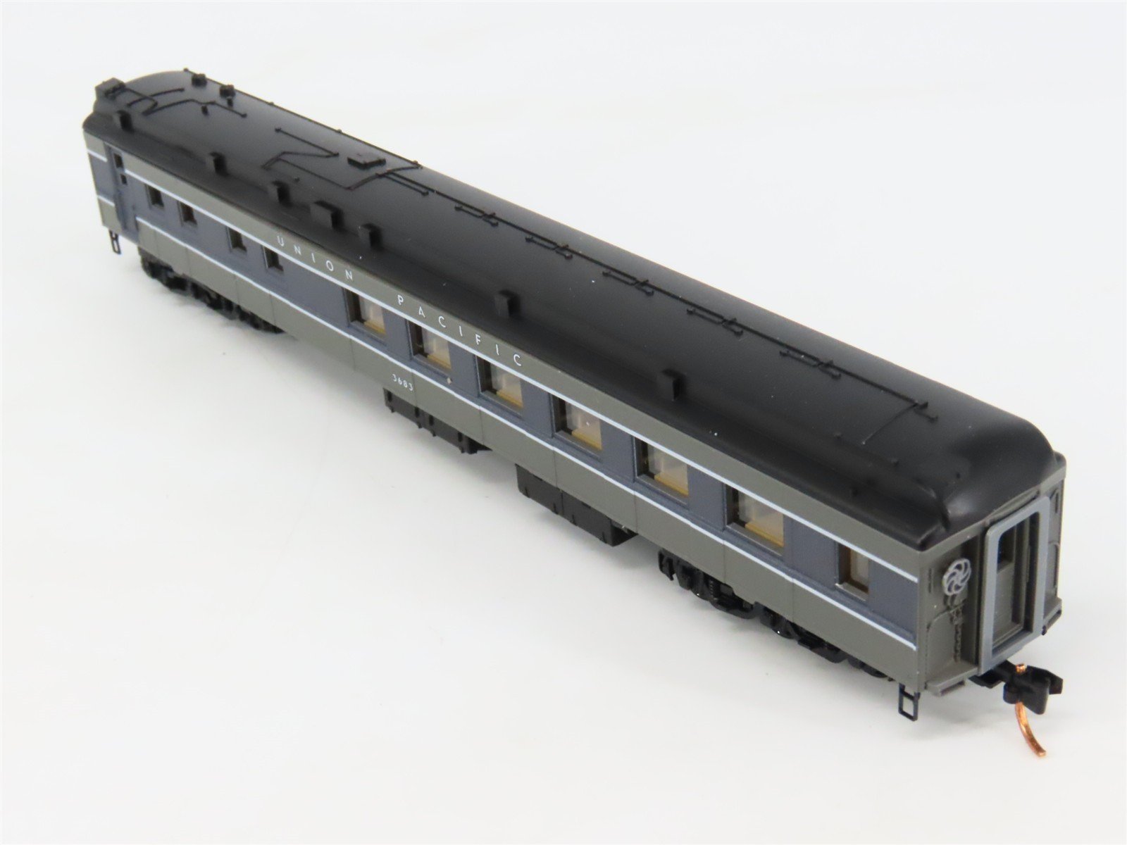 N Scale Micro-Trains 14600190 UP Union Pacific 80' Heavyweight Diner Car RTR