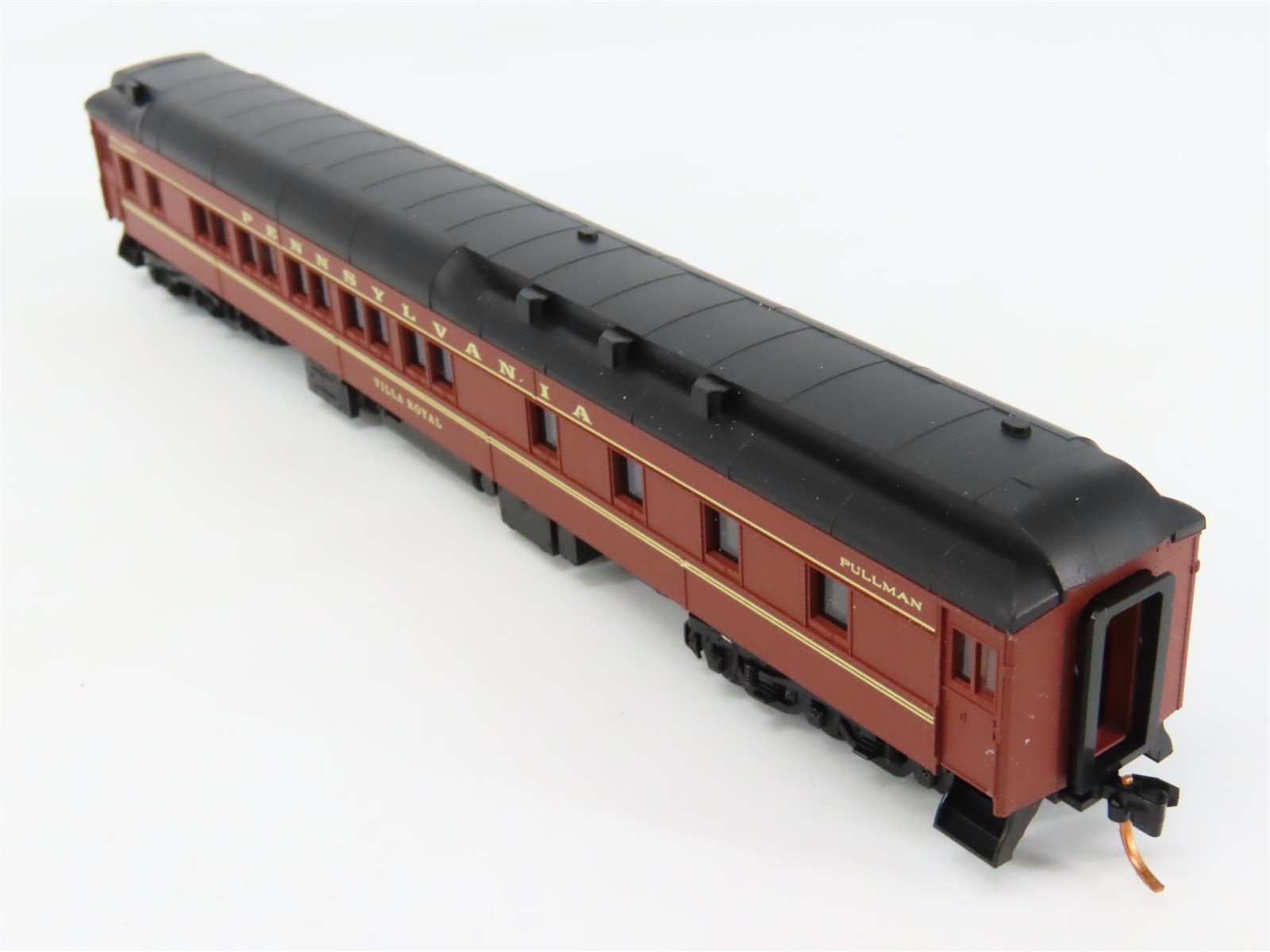N Scale Micro-Trains 14100050 PRR Pennsylvania Railroad Sleeper Villa Royal RTR