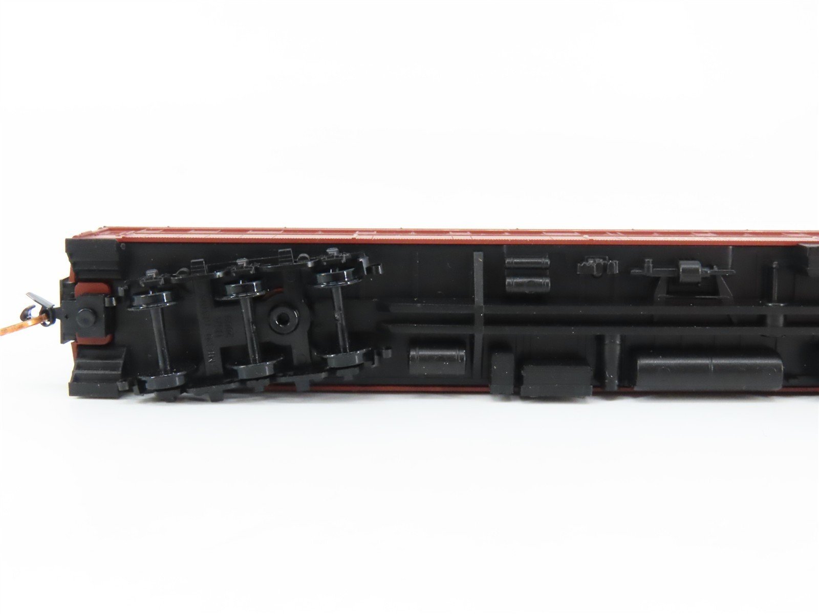 N Scale Micro-Trains 14100050 PRR Pennsylvania Railroad Sleeper Villa Royal RTR