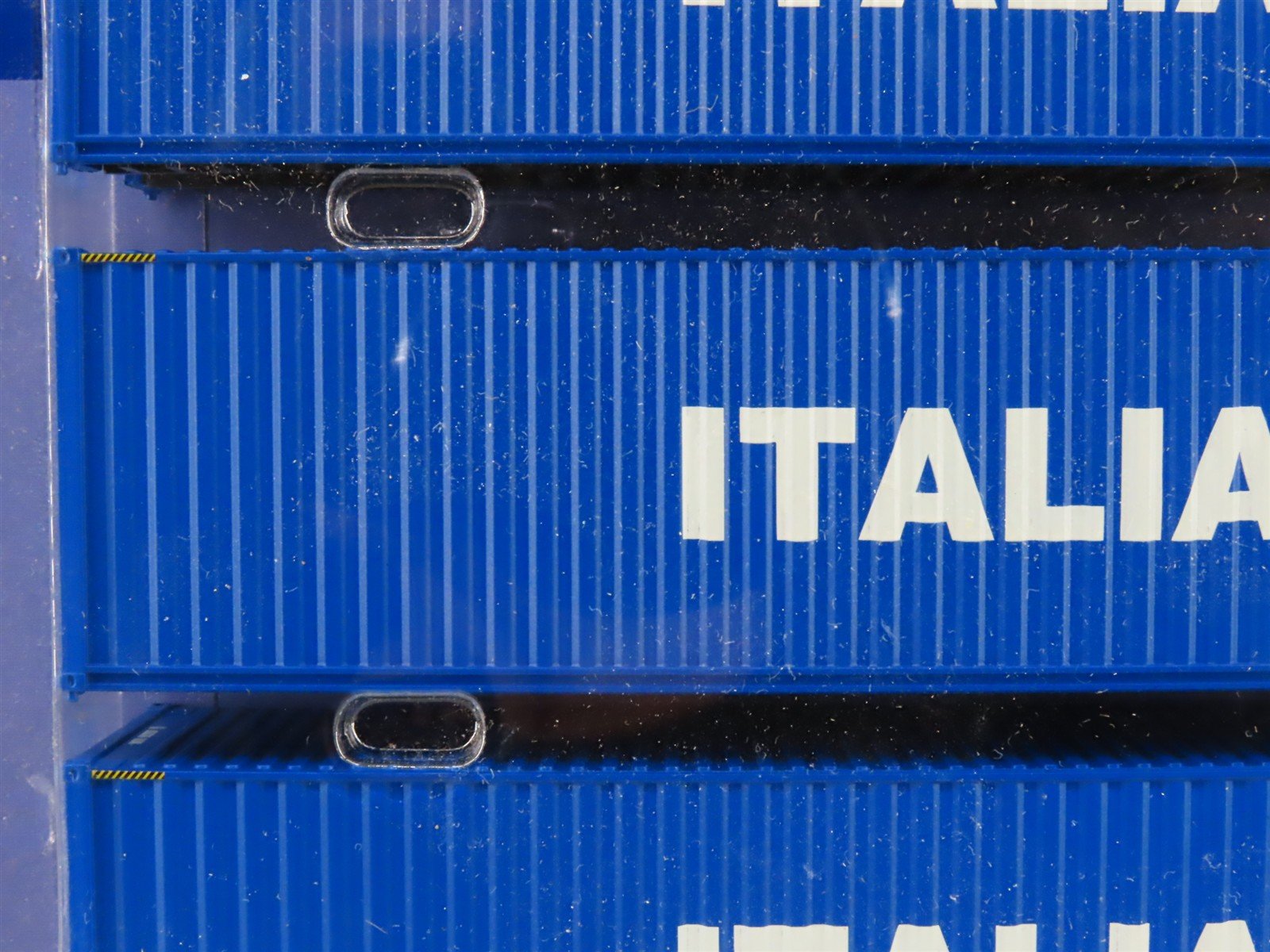 HO Scale Athearn ATH29183 Italia 40' Containers 3-Pack Sealed