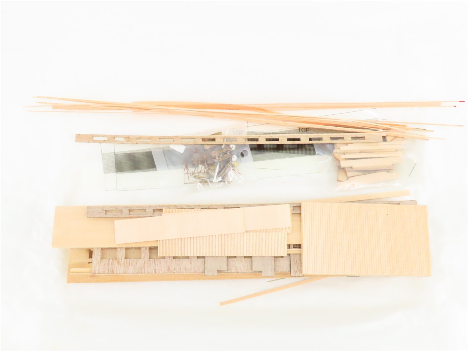 On3 Scale Crossroads 01 Coach 05/06 Passenger Car Kit