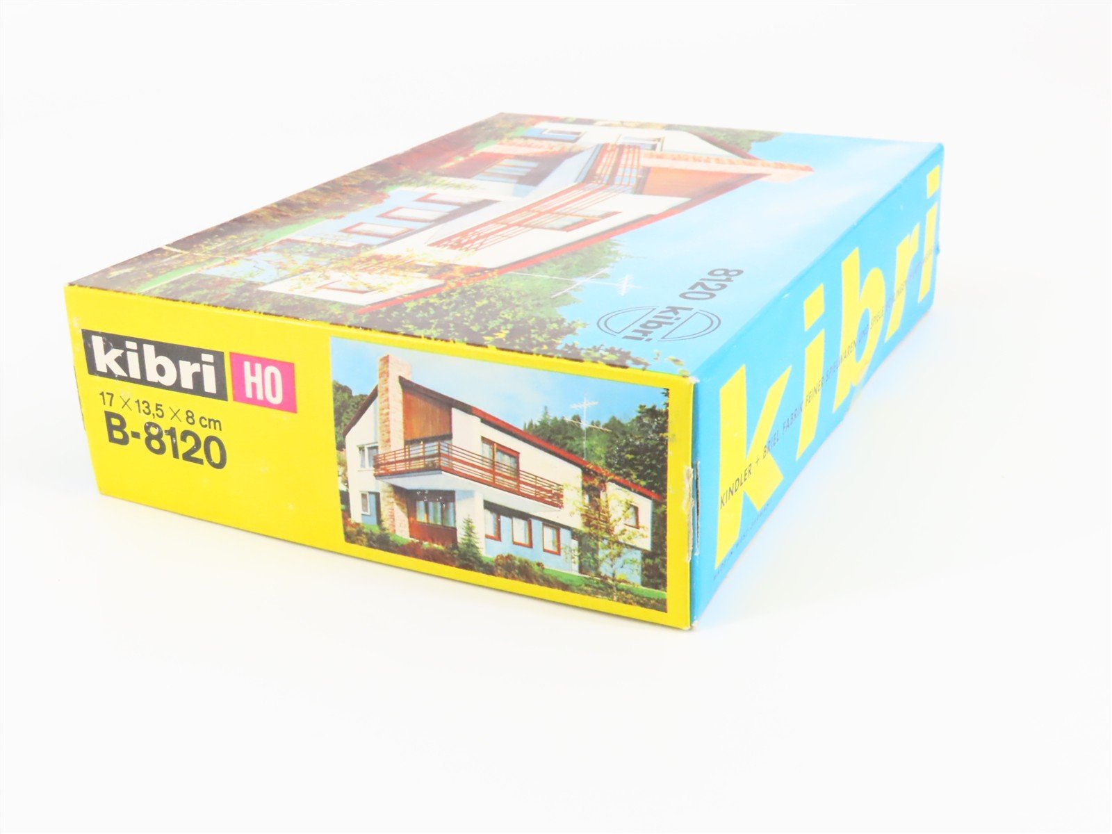 HO 1/87 Scale Kibri Kit B-8120 Modern House
