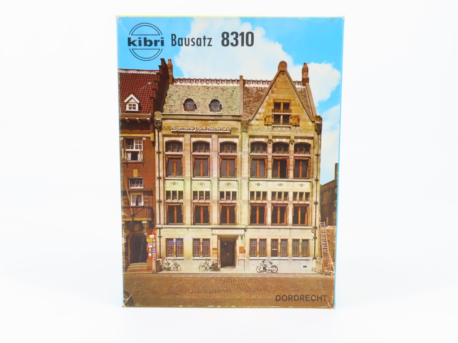 HO 1/87 Scale Kibri Kit 8310 Dutch Bank Building