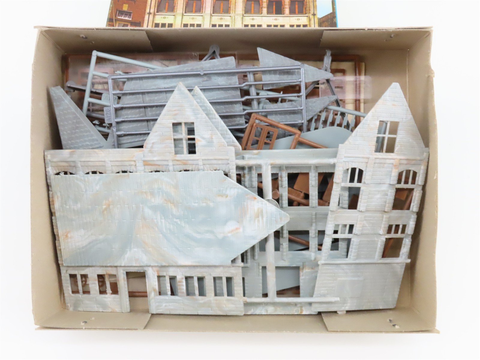 HO 1/87 Scale Kibri Kit 8310 Dutch Bank Building