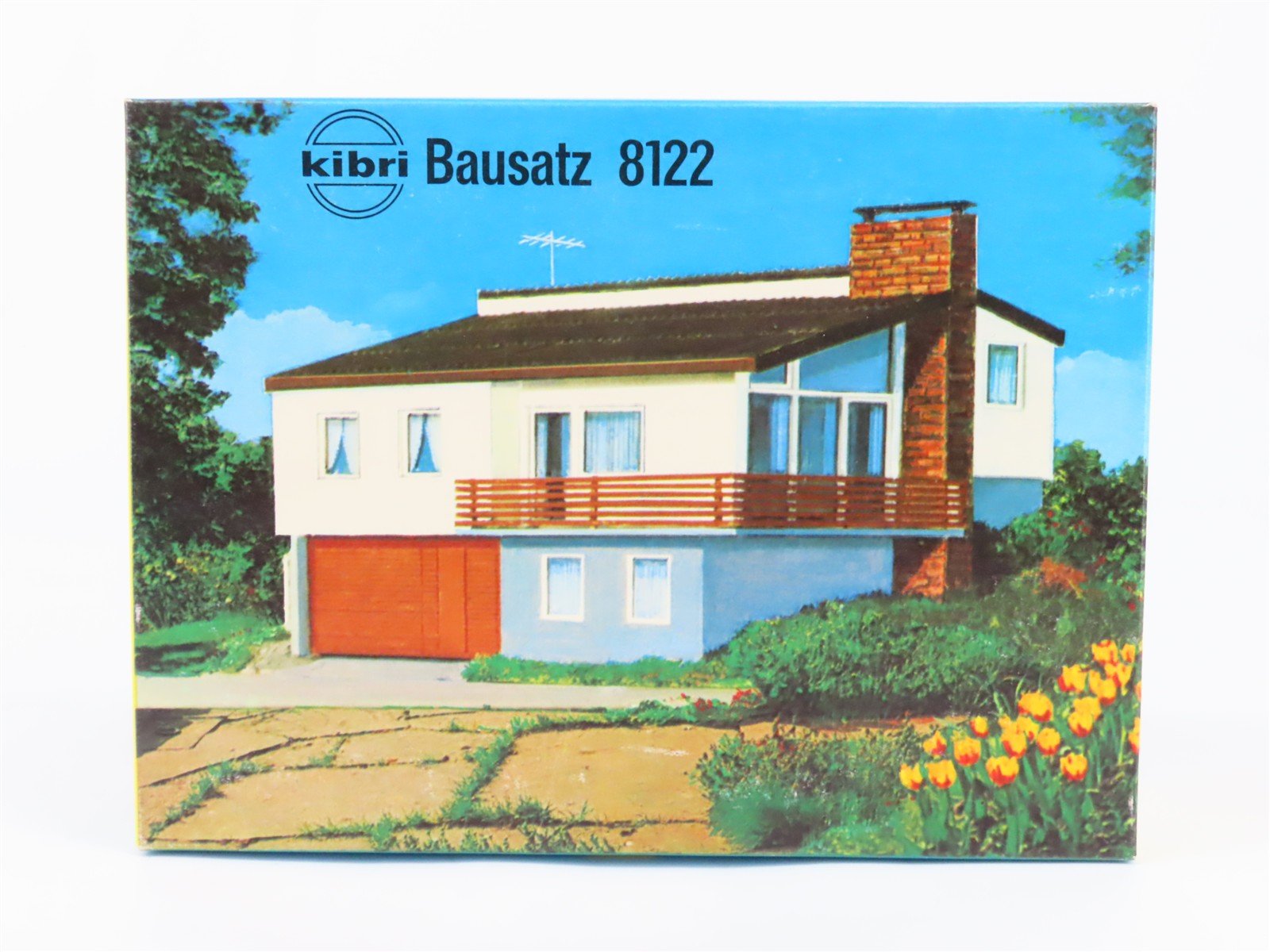 HO 1/87 Scale Kibri Kit 8122 Split Level House