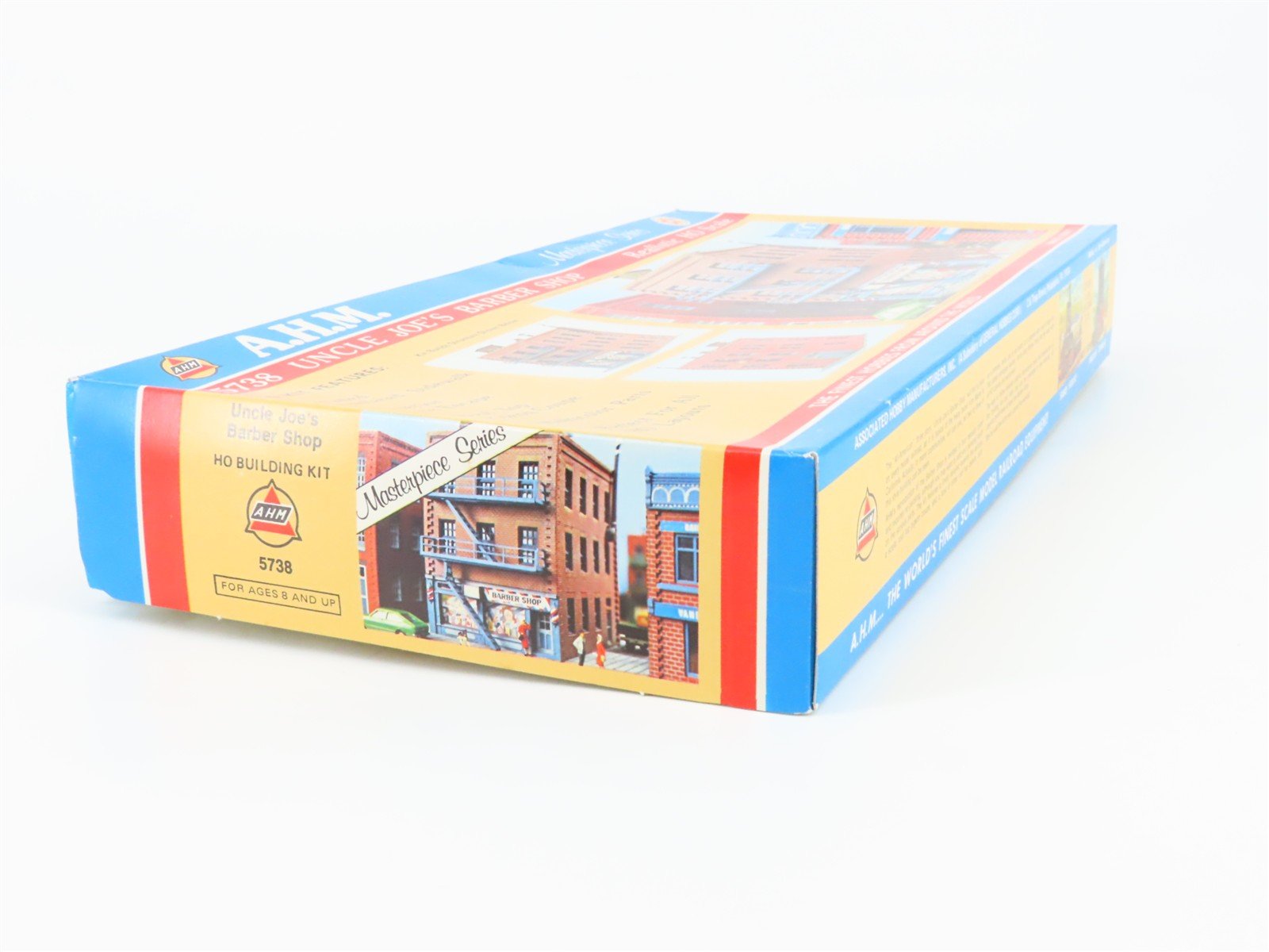 HO 1/87 Scale AHM Kit 5738 Uncle Joe's Barber Shop
