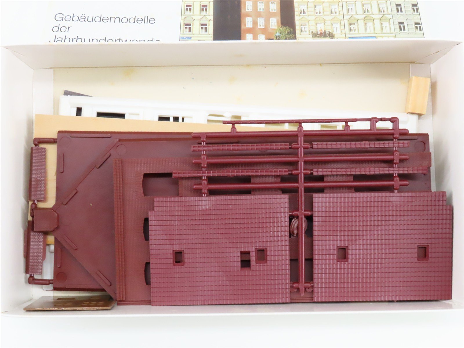 HO 1/87 Scale Schmidt Modellbau Kit B-1006 City House