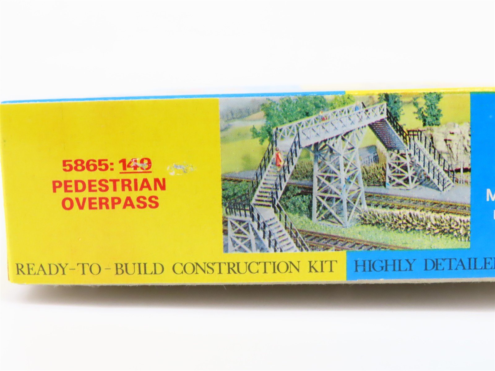 HO 1/87 Scale AHM Minikits Kit 5865 Pedestrian Overpass