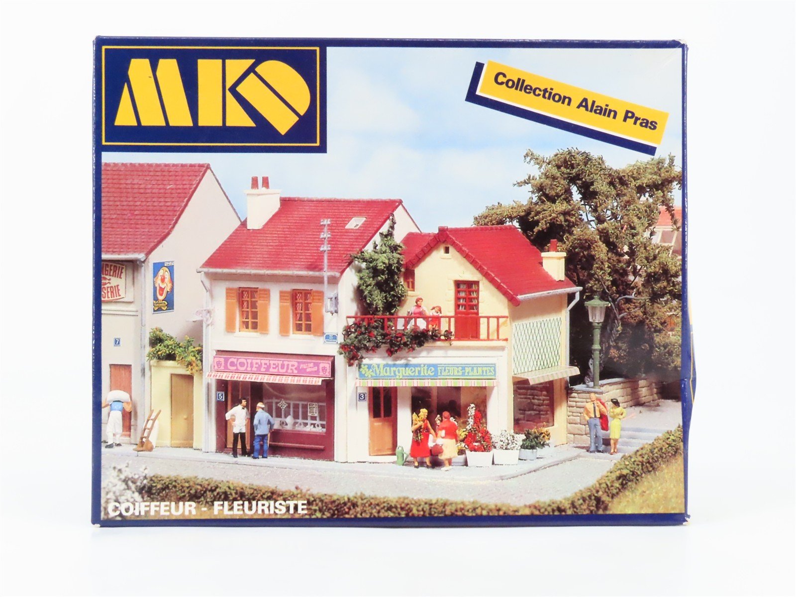 HO 1/87 Scale MKD Kit 617 Flower Shop & Hairdresser