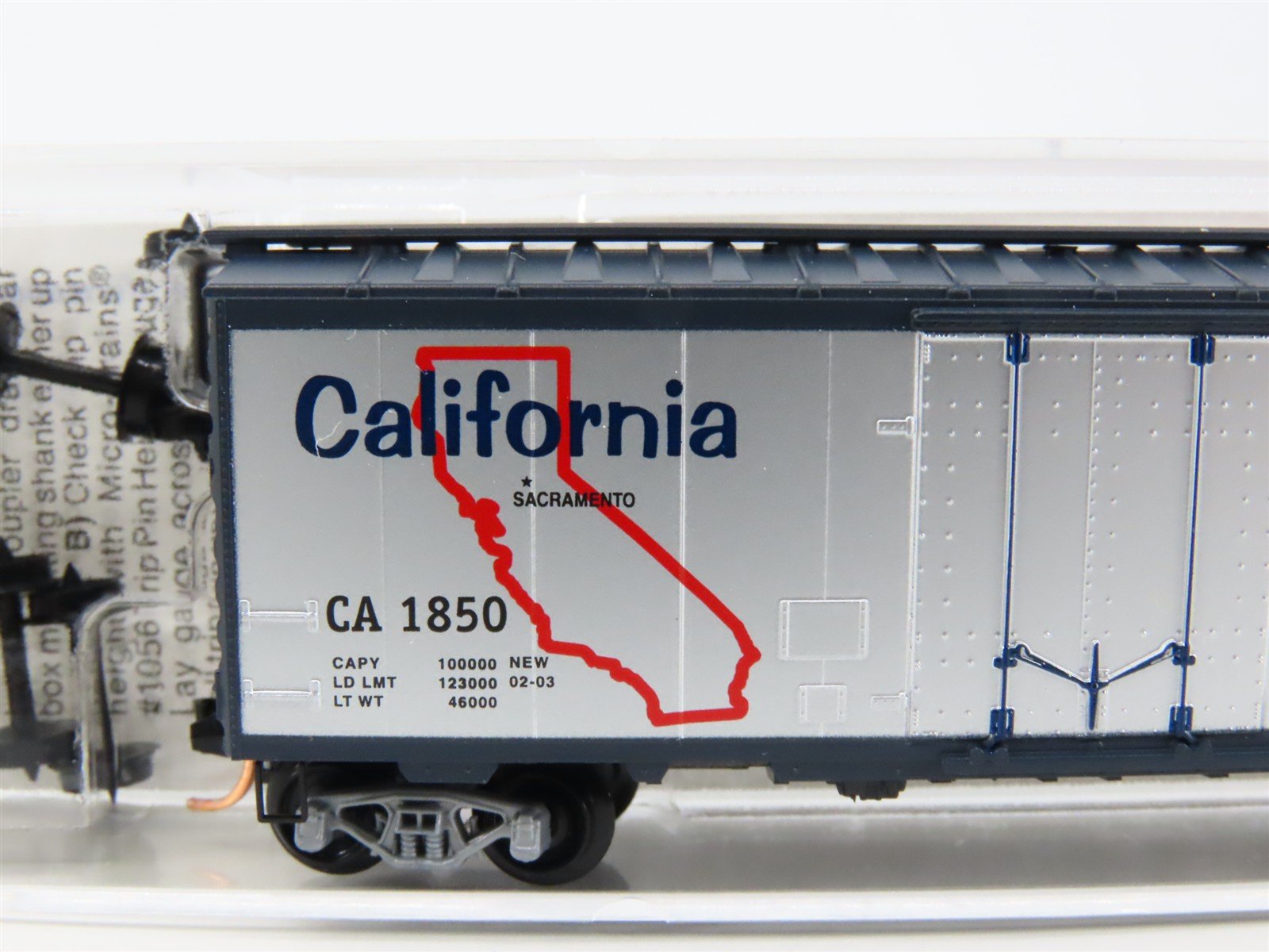 N Scale Micro-Trains MTL 21330 CA California State 40' Standard Boxcar #1850