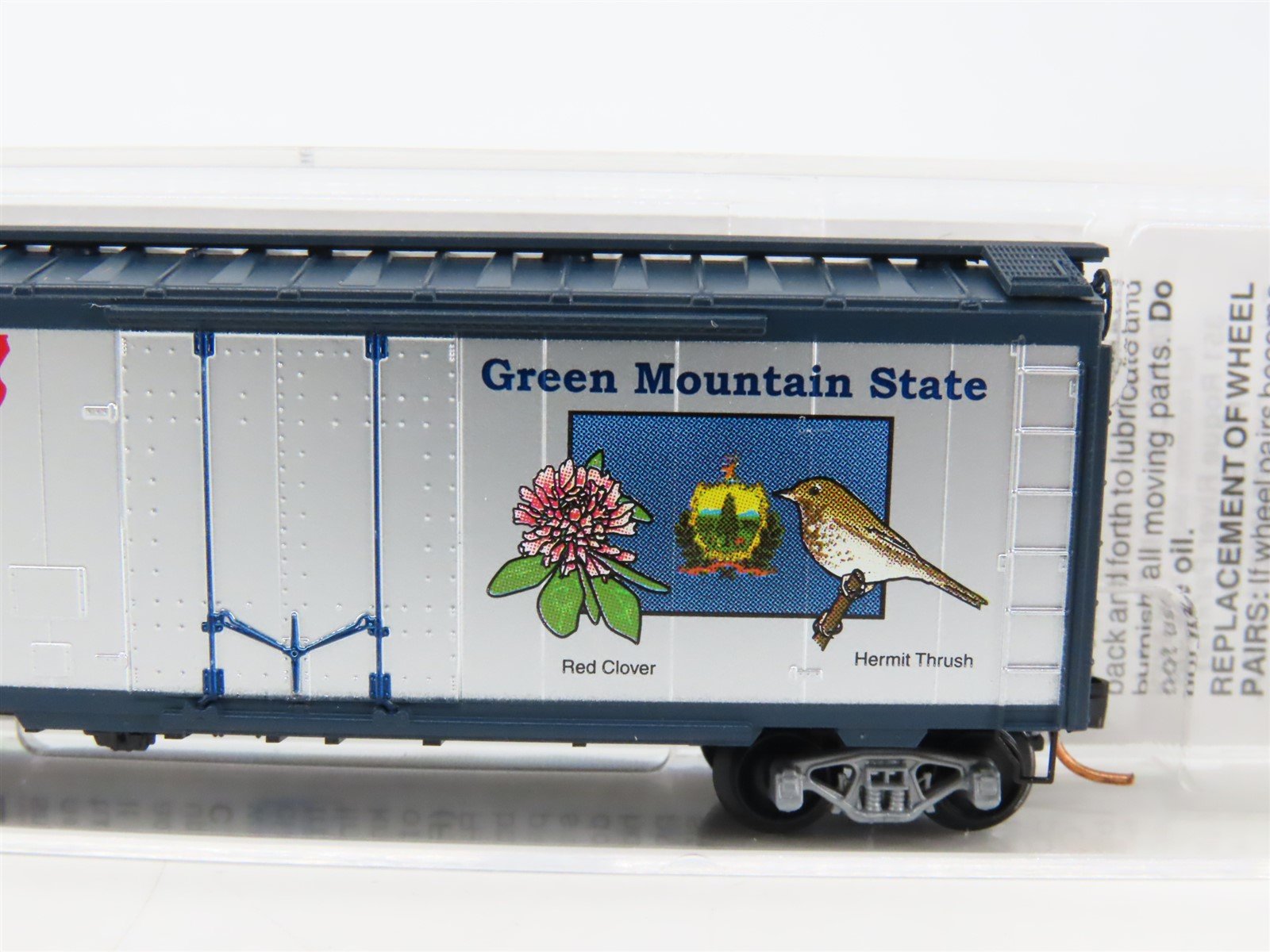 N Scale Micro-Trains MTL 02100402 VT Vermont State 40' Standard Boxcar #1791