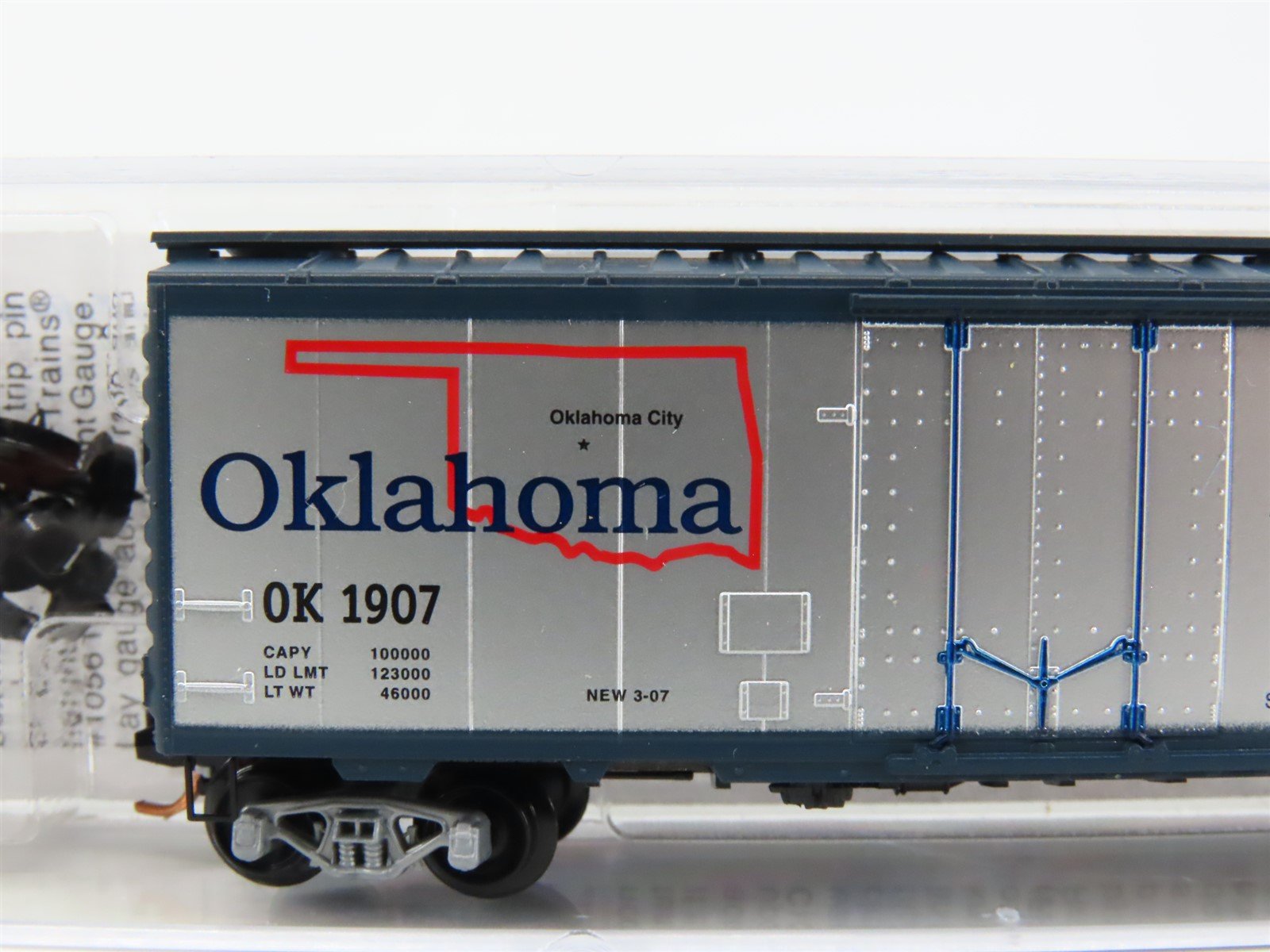 N Scale Micro-Trains MTL 02100411 OK Oklahoma State 40' Standard Boxcar #1907