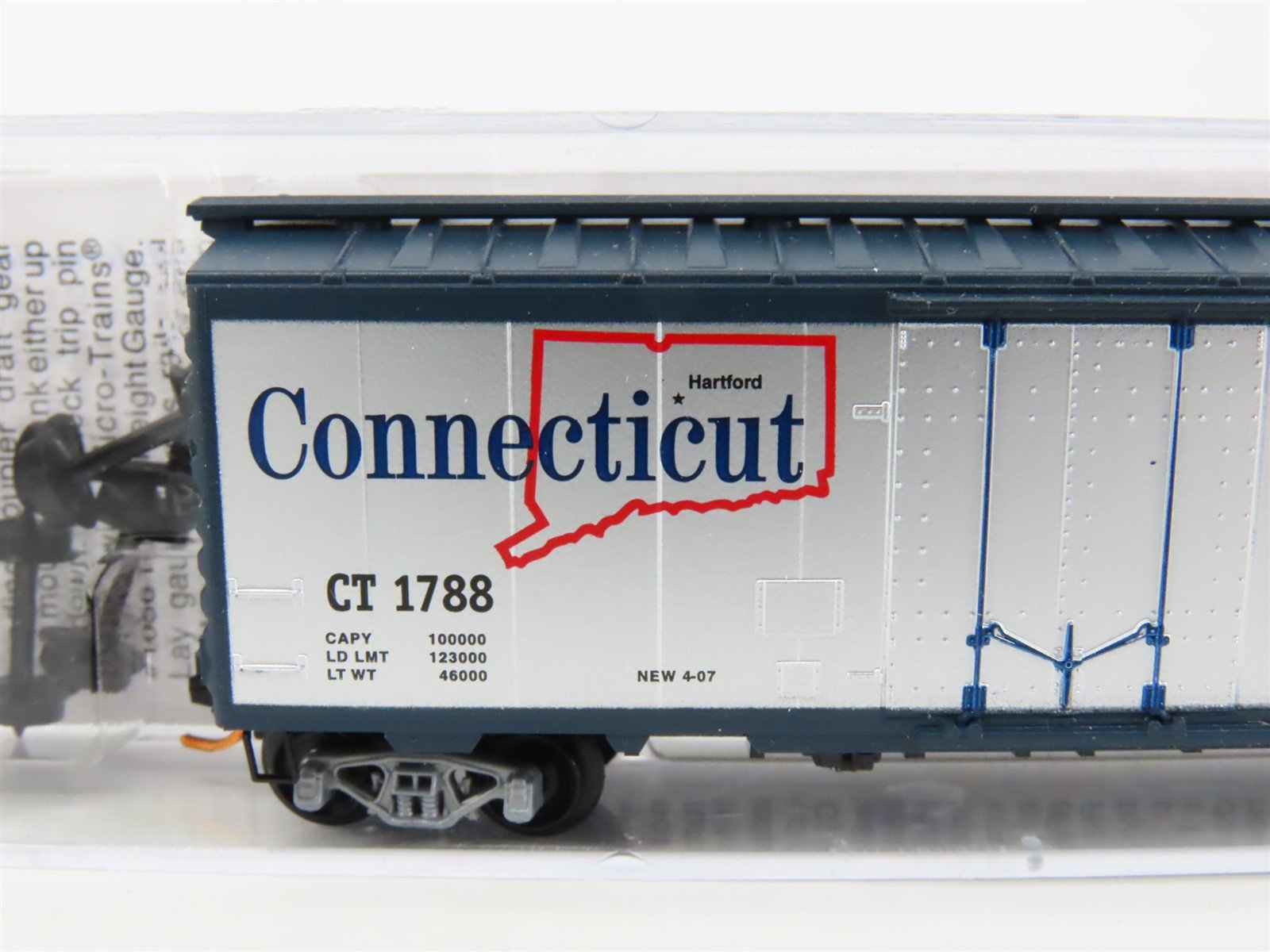 N Scale Micro-Trains MTL 02100412 CT Connecticut State 40' Boxcar #1788