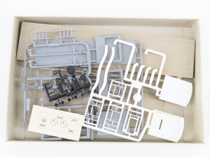 HO 1/87 Scale Vollmer Kit 5527 Oil Loading Station