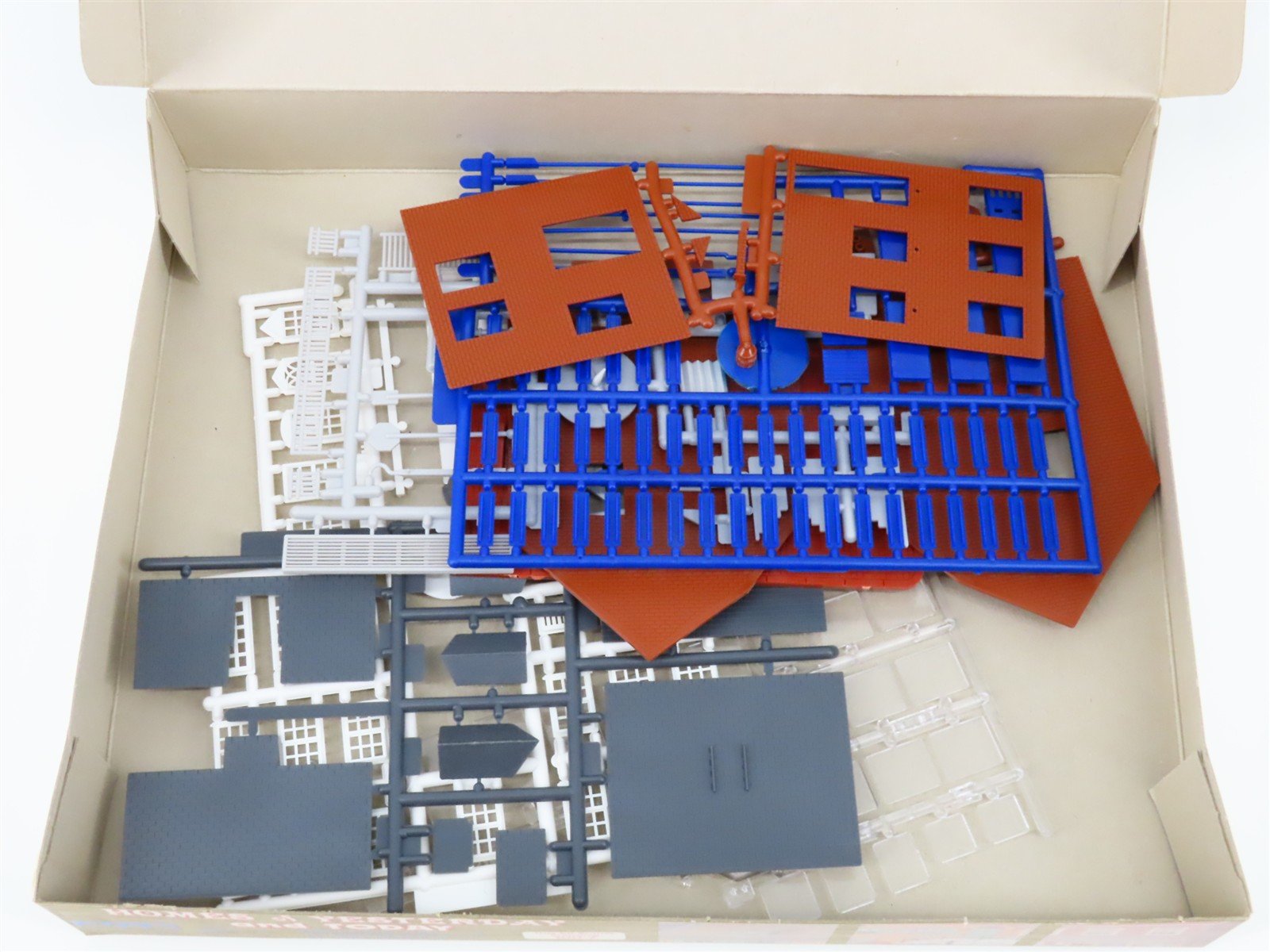 HO 1/87 Scale IHC Your Town USA Homes of Yesterday & Today Kit 100-7 Townhouse