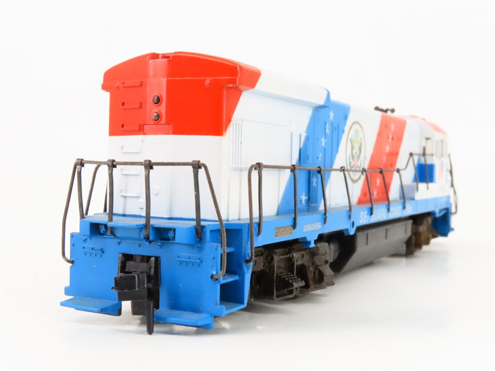 HO Scale Athearn 3484 SCL Spirit of 76' U33B Diesel Locomotive #1776