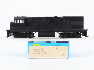 HO Scale Athearn Undecorated U18B Diesel Locomotive