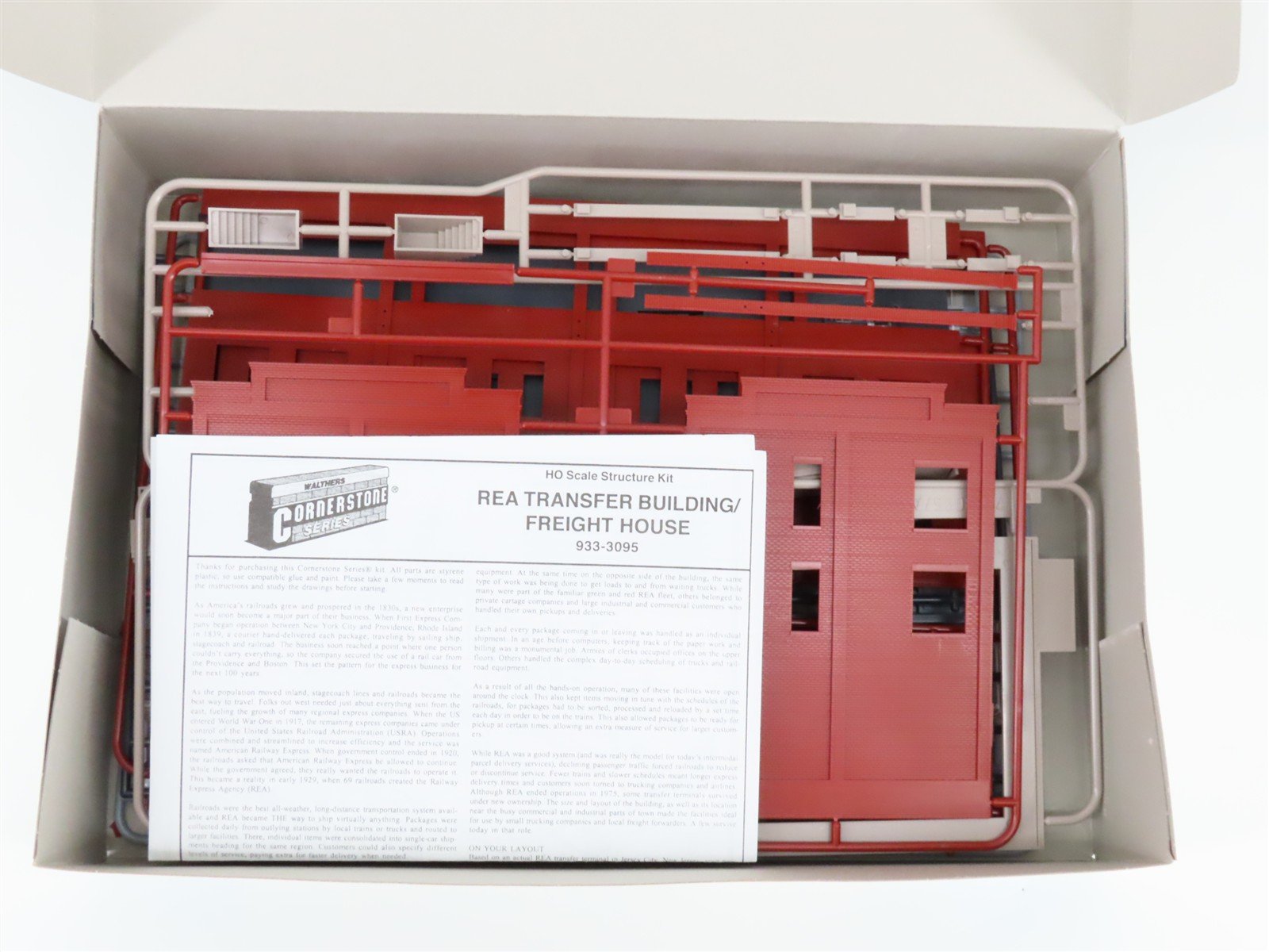 HO 1/87 Walthers Cornerstone Kit 933-3095 REA Transfer Building / Freight House