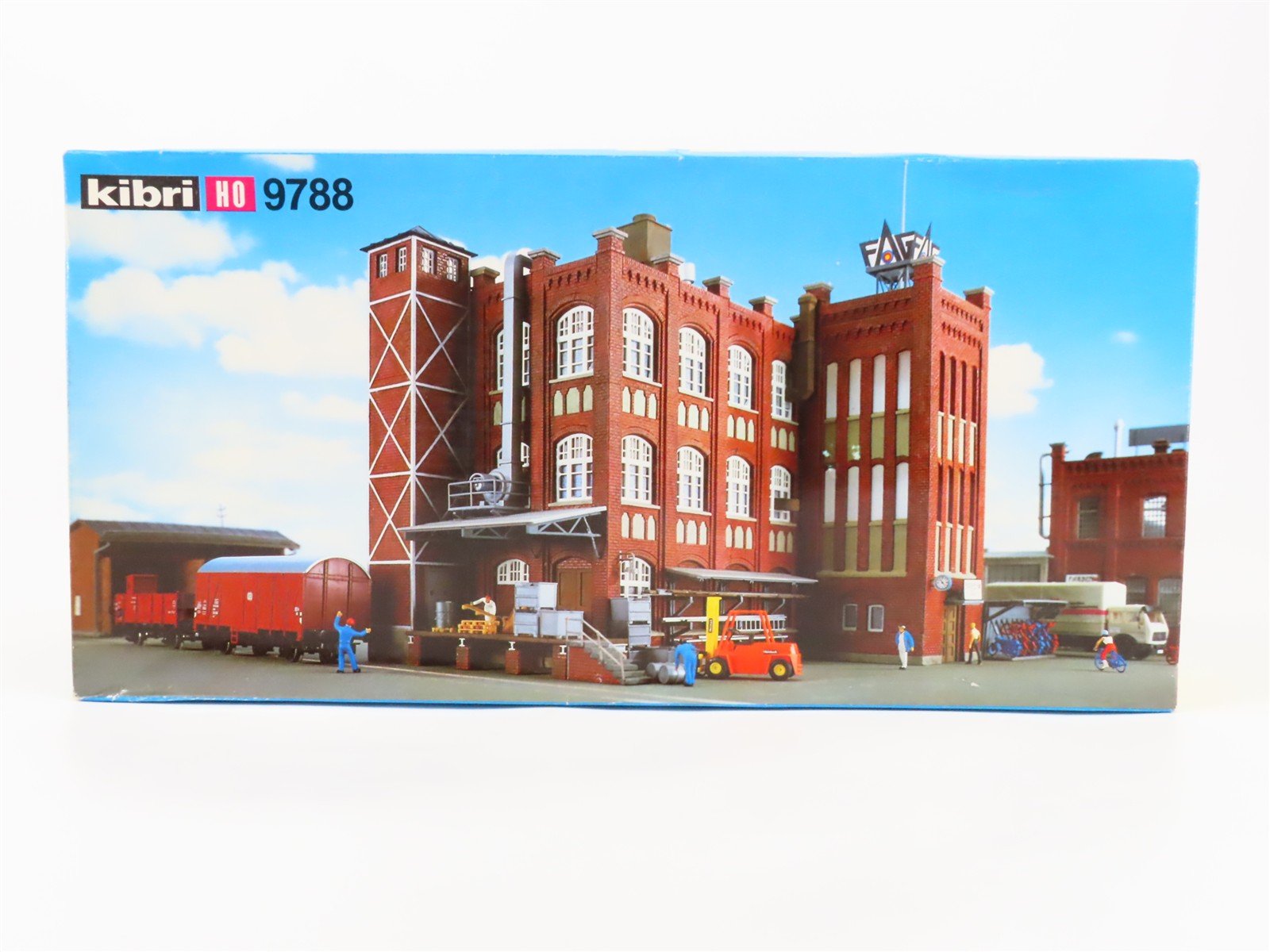 HO 1/87 Scale Kibri Kit B-9788 Factory Building