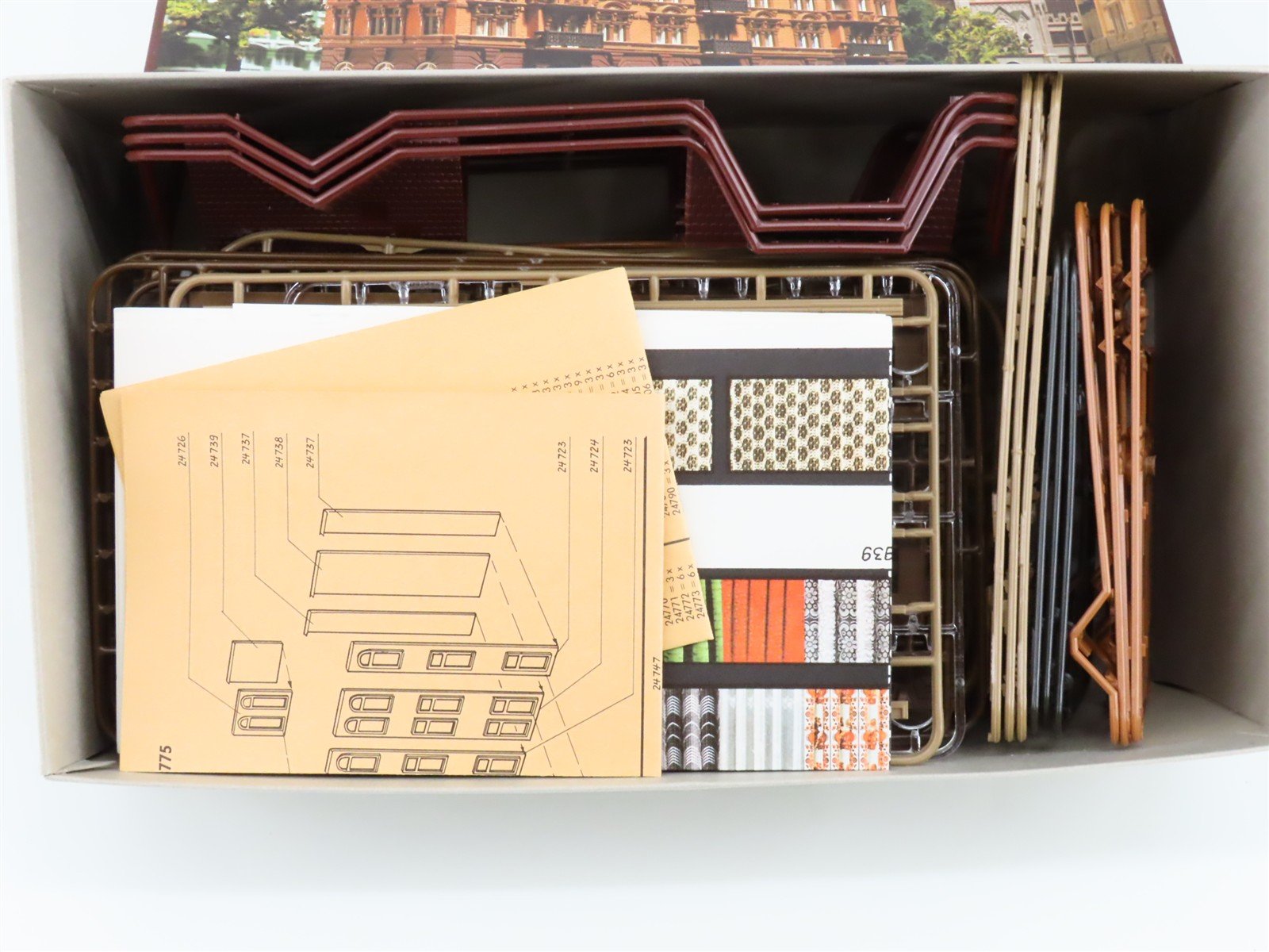 HO 1/87 Scale Vollmer Kit 3775 Palais Mansions