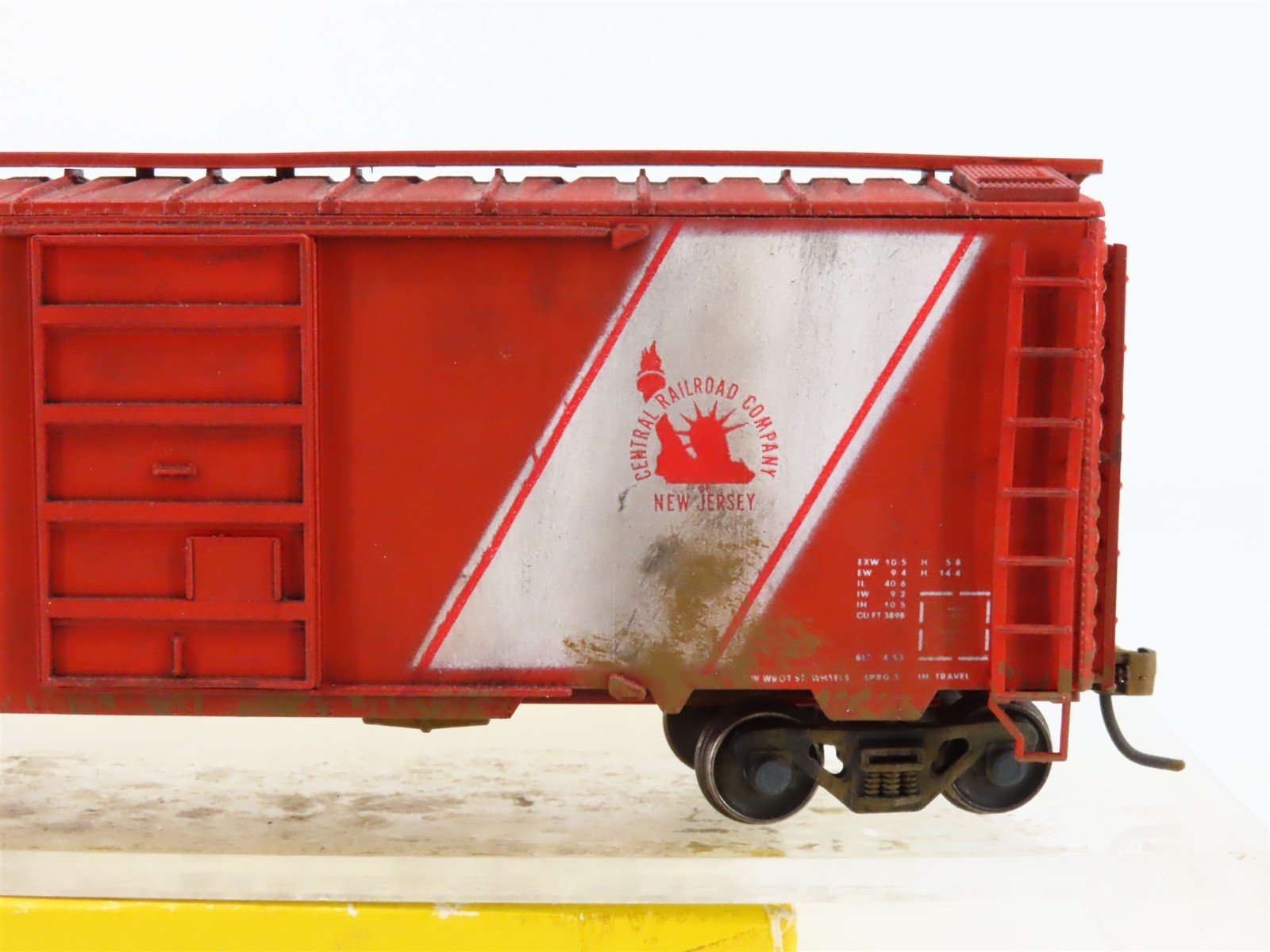 HO Scale Accurate 1002 CNJ Central of New Jersey 40' Boxcar #20726 Weathered