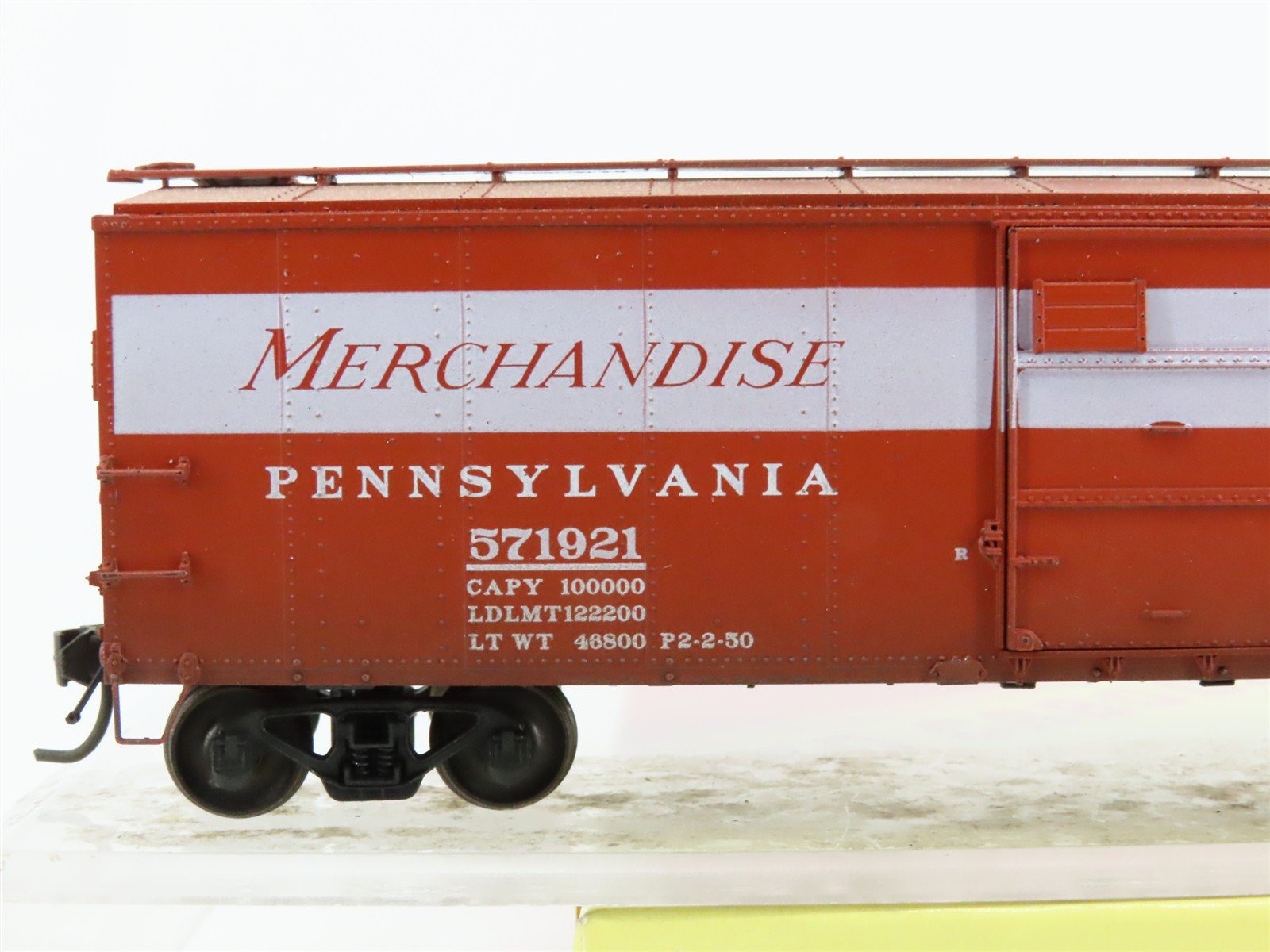 HO Red Caboose RC-7026-6 PRR Pennsylvania X-29 50' Boxcar #571921 Weathered