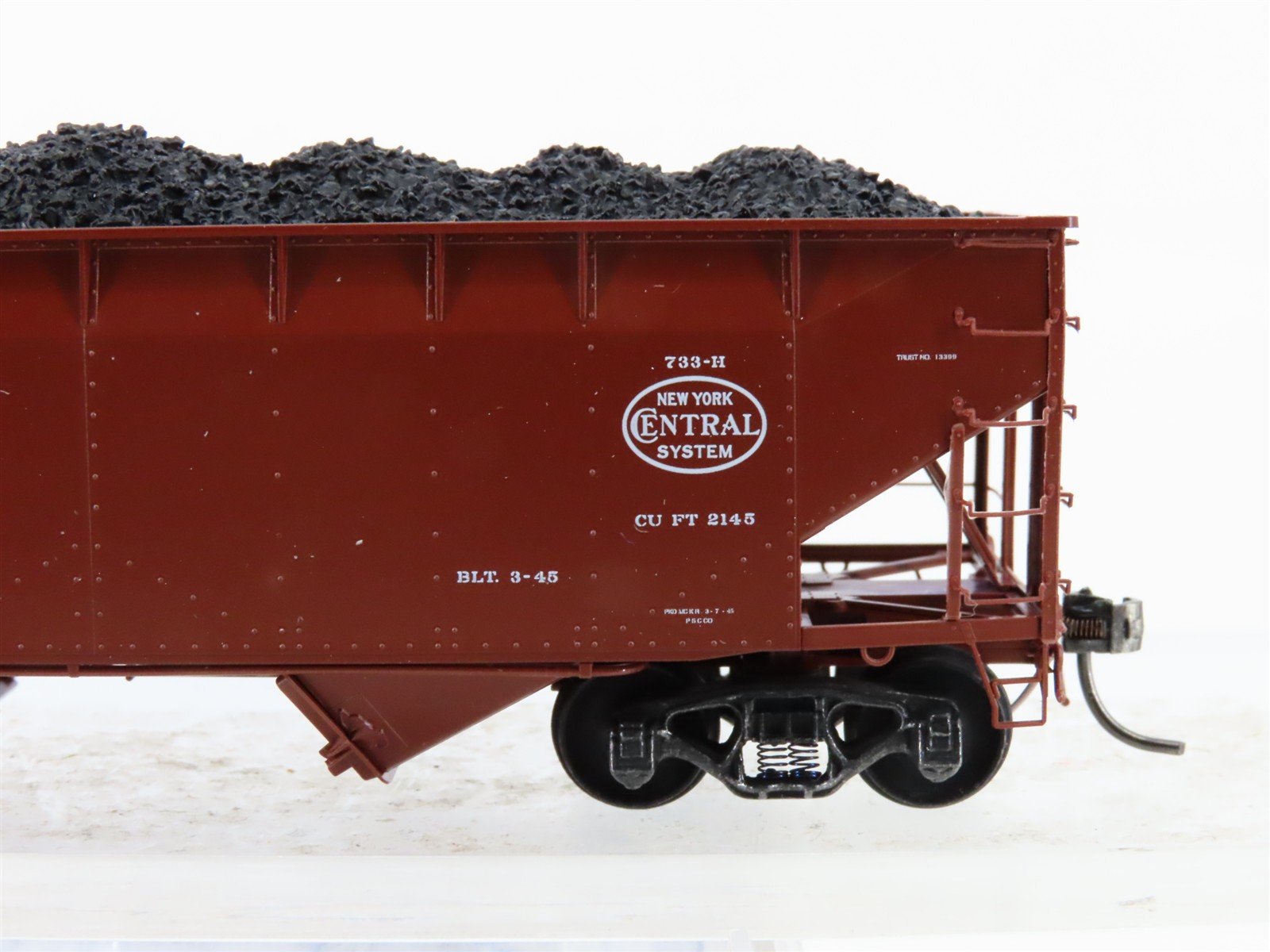 HO Scale Kadee 7033 NYC New York Central 2-Bay Open Hopper #867387 w/Coal Load