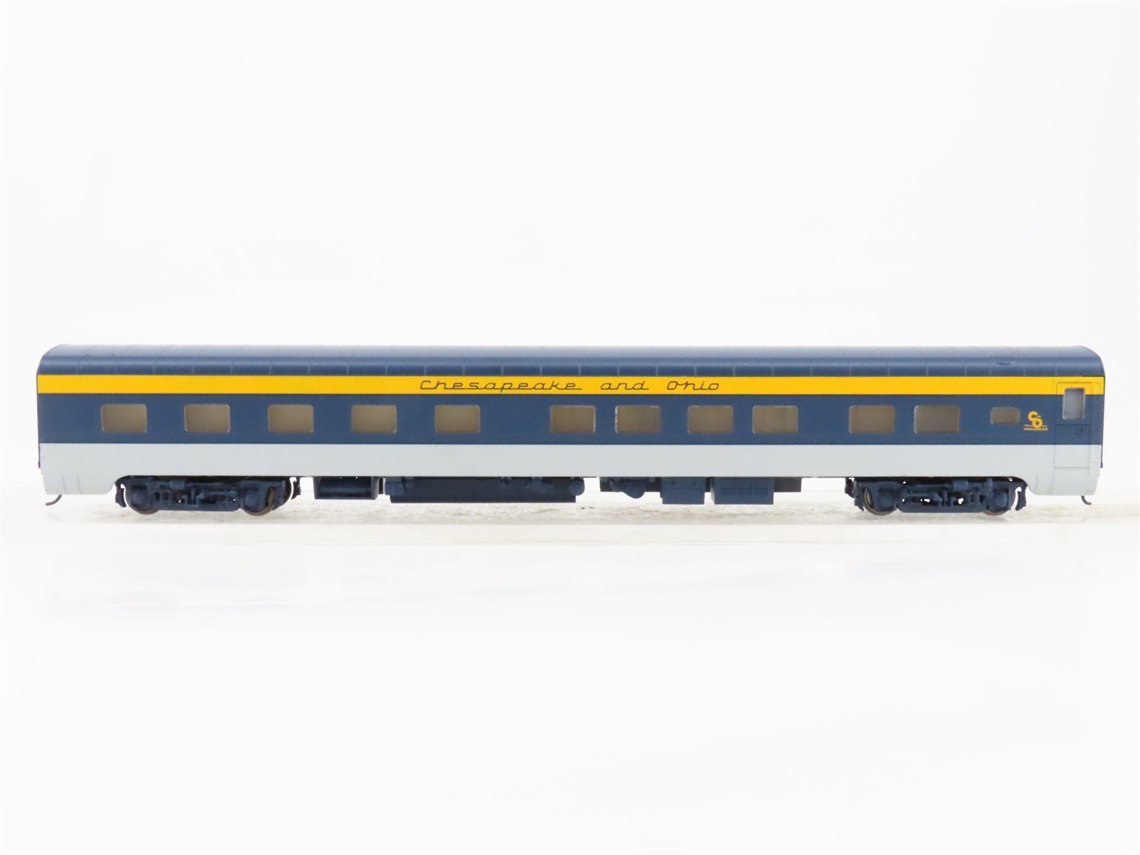 HO Scale Walthers C&O Chesapeake & Ohio Sleeper Passenger Car