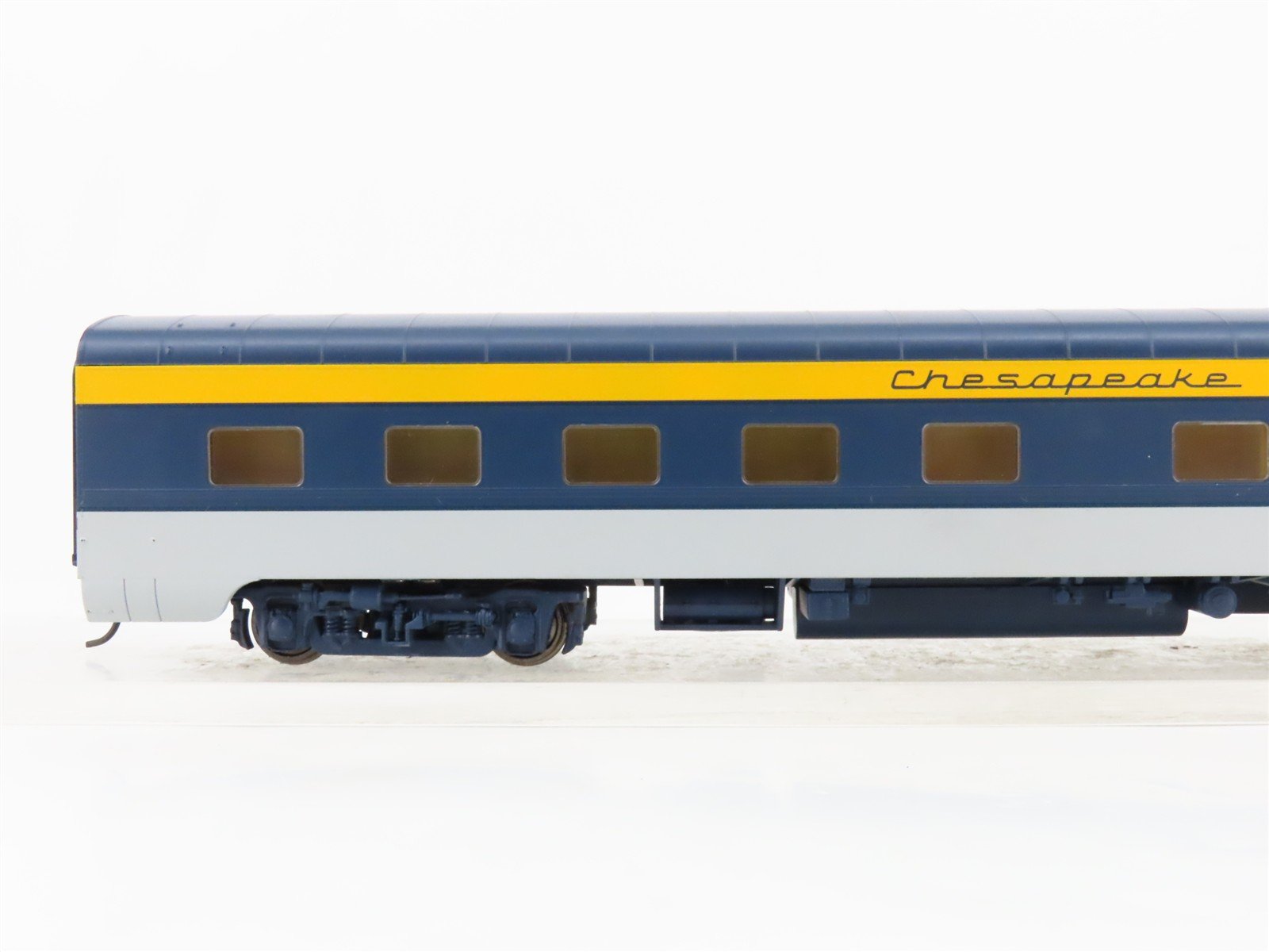 HO Scale Walthers C&O Chesapeake & Ohio Sleeper Passenger Car