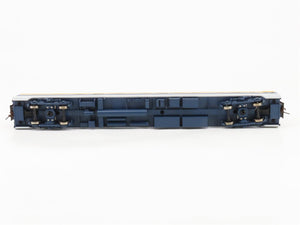 HO Scale Walthers C&O Chesapeake & Ohio Sleeper Passenger Car