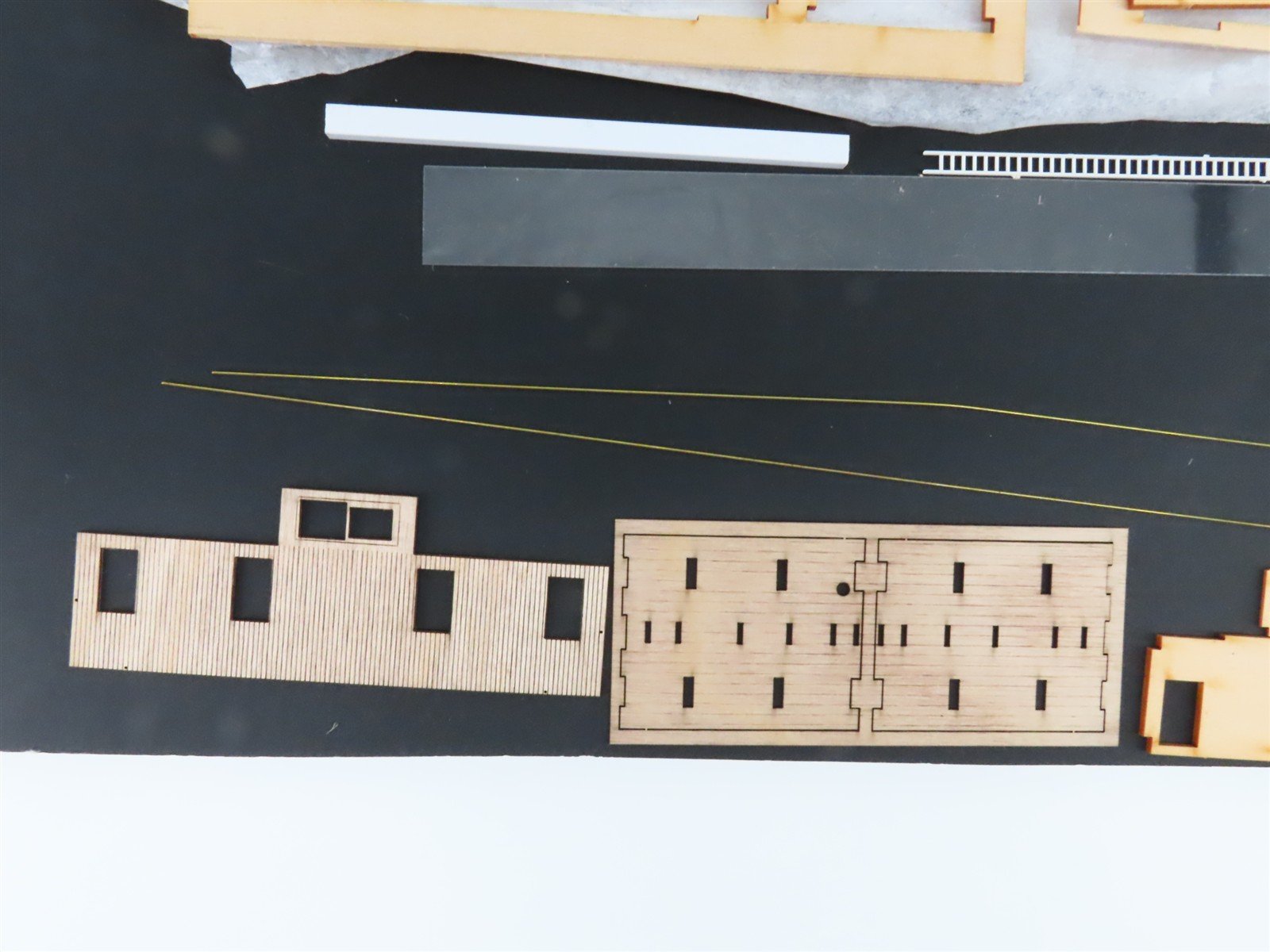HO Scale Sparrows Point SP-19 DL&W Delaware Lackawanna Wood Caboose Kit