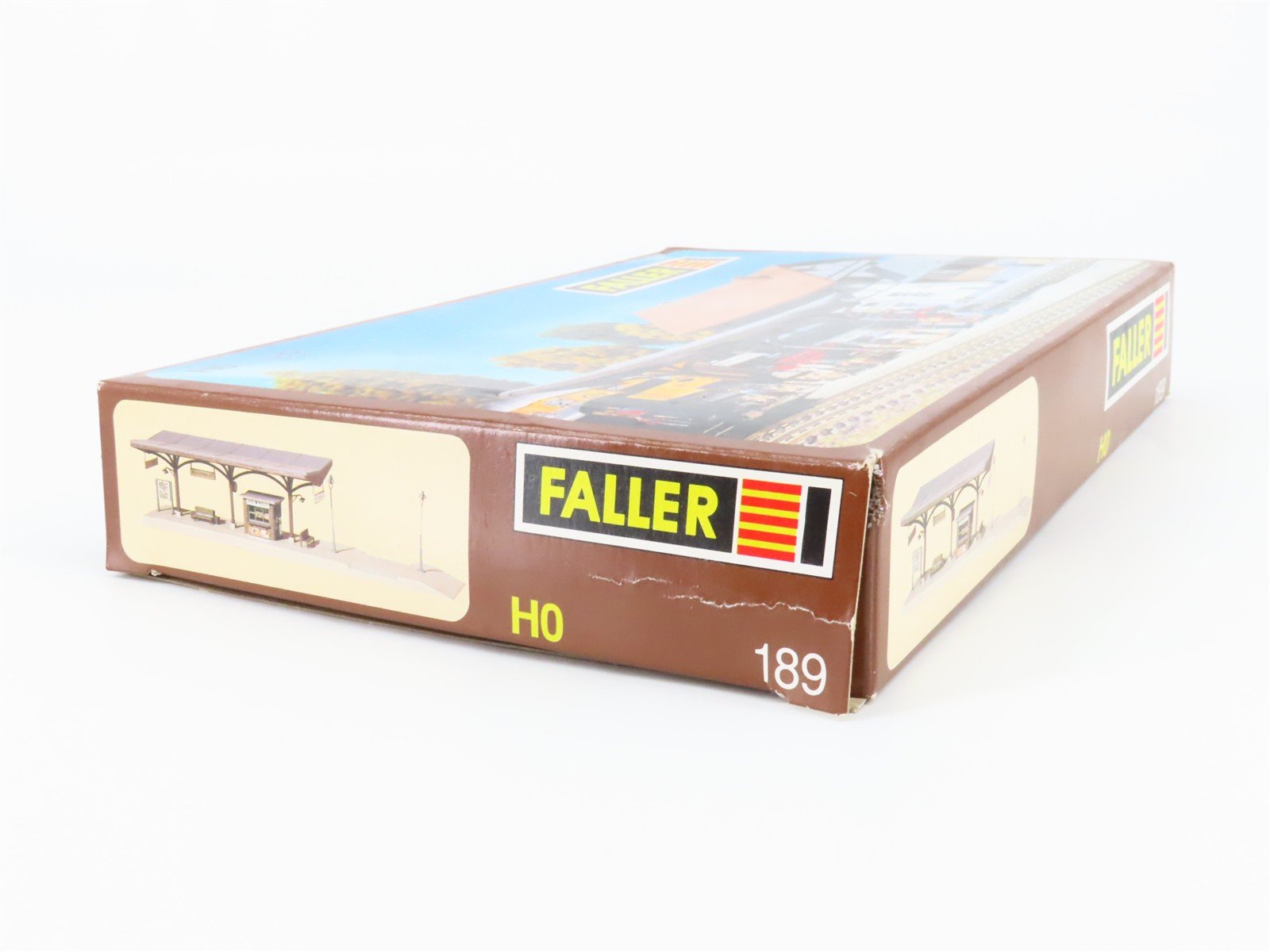 HO Scale Faller 189 Covered Platform Building Kit