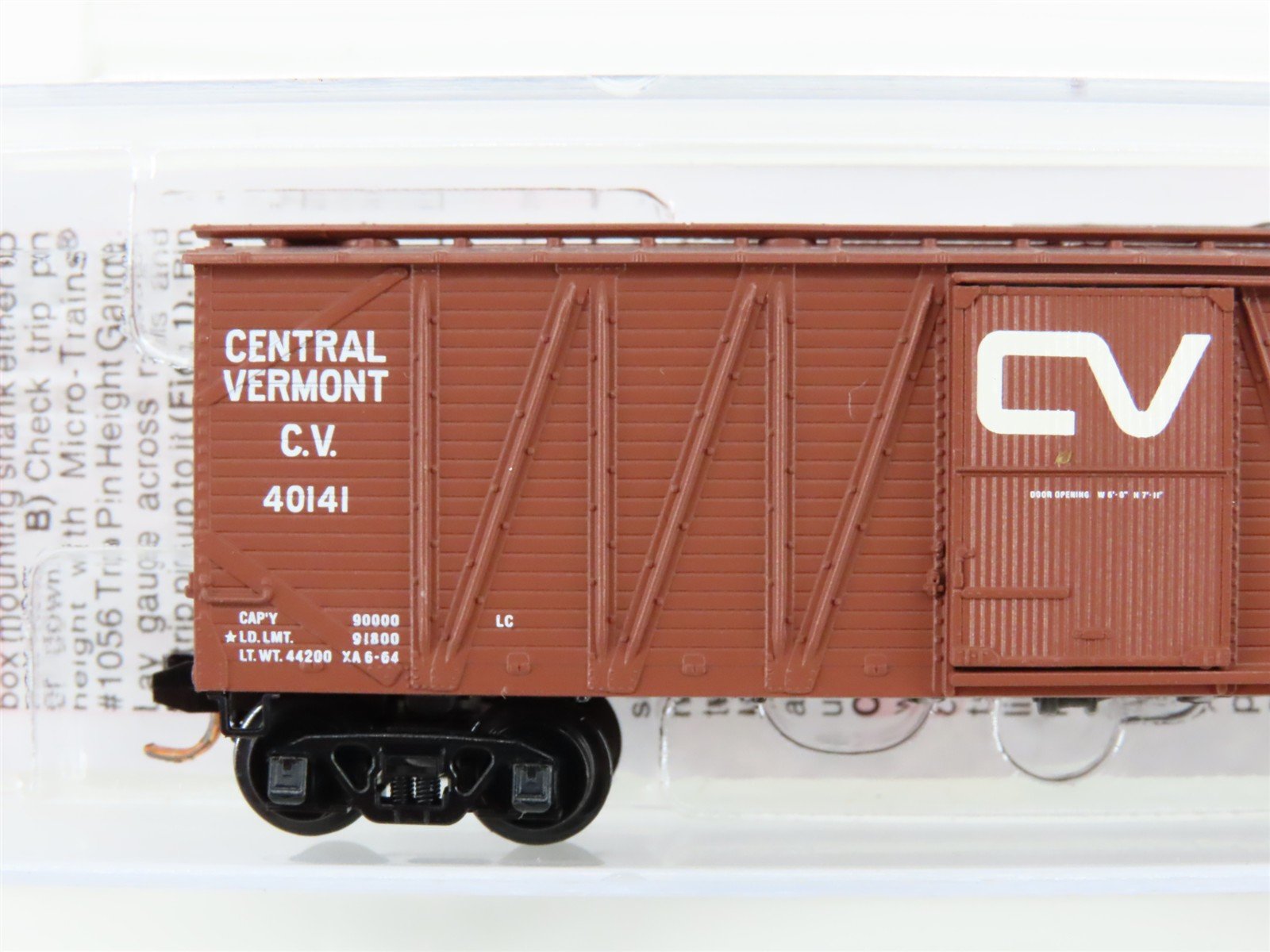N Scale Micro-Trains MTL 02800160 CV Central Vermont 40' Boxcar #40141