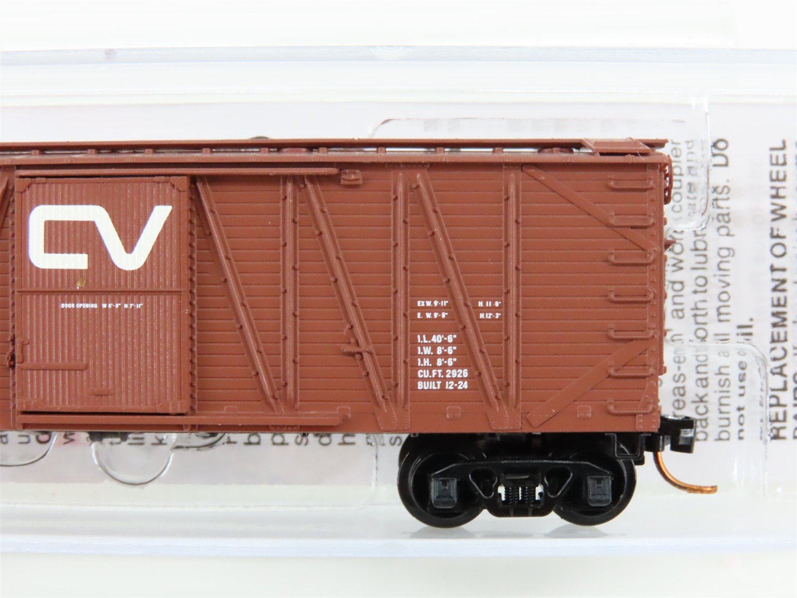 N Scale Micro-Trains MTL 02800160 CV Central Vermont 40' Boxcar #40141