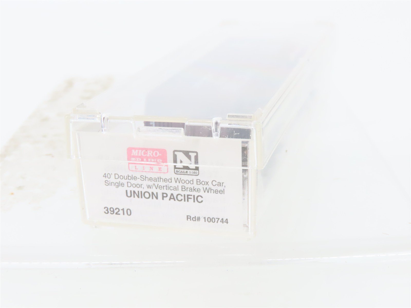 N Scale Micro-Trains MTL 39210 UP Union Pacific 40' Wood Boxcar #100744