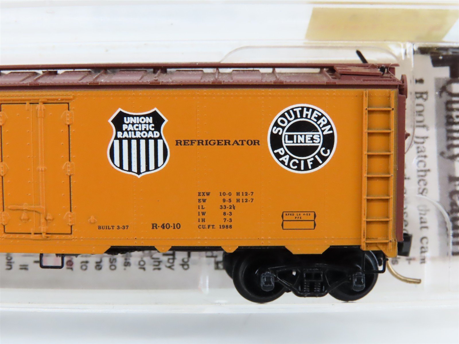 N Scale Micro-Trains MTL 59520 PFE Pacific Fruit Express 40' Ice Reefer #41507