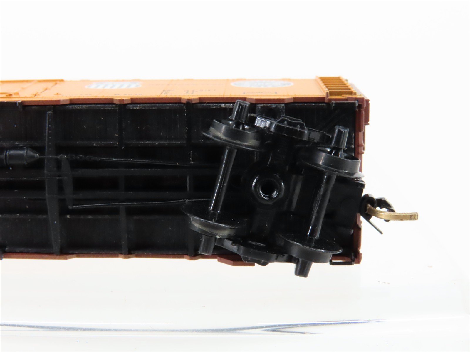 N Scale Micro-Trains MTL 59520 PFE Pacific Fruit Express 40' Ice Reefer #41507
