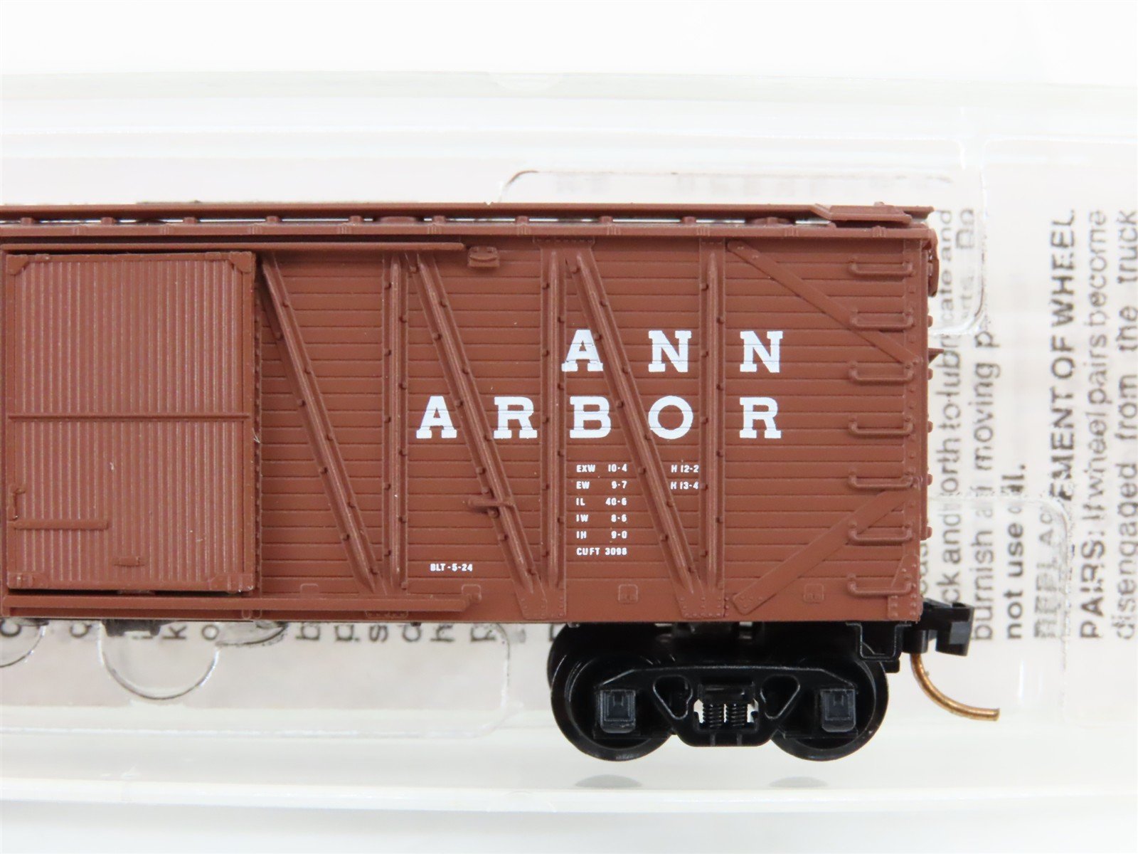 N Scale Micro-Trains MTL 28100 AA Ann Arbor 40' Outside Braced Boxcar #73835