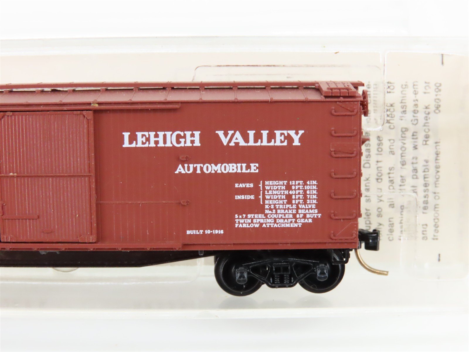 N Scale Micro-Trains MTL 43050 LV Lehigh Valley 40' Wood Boxcar #79006