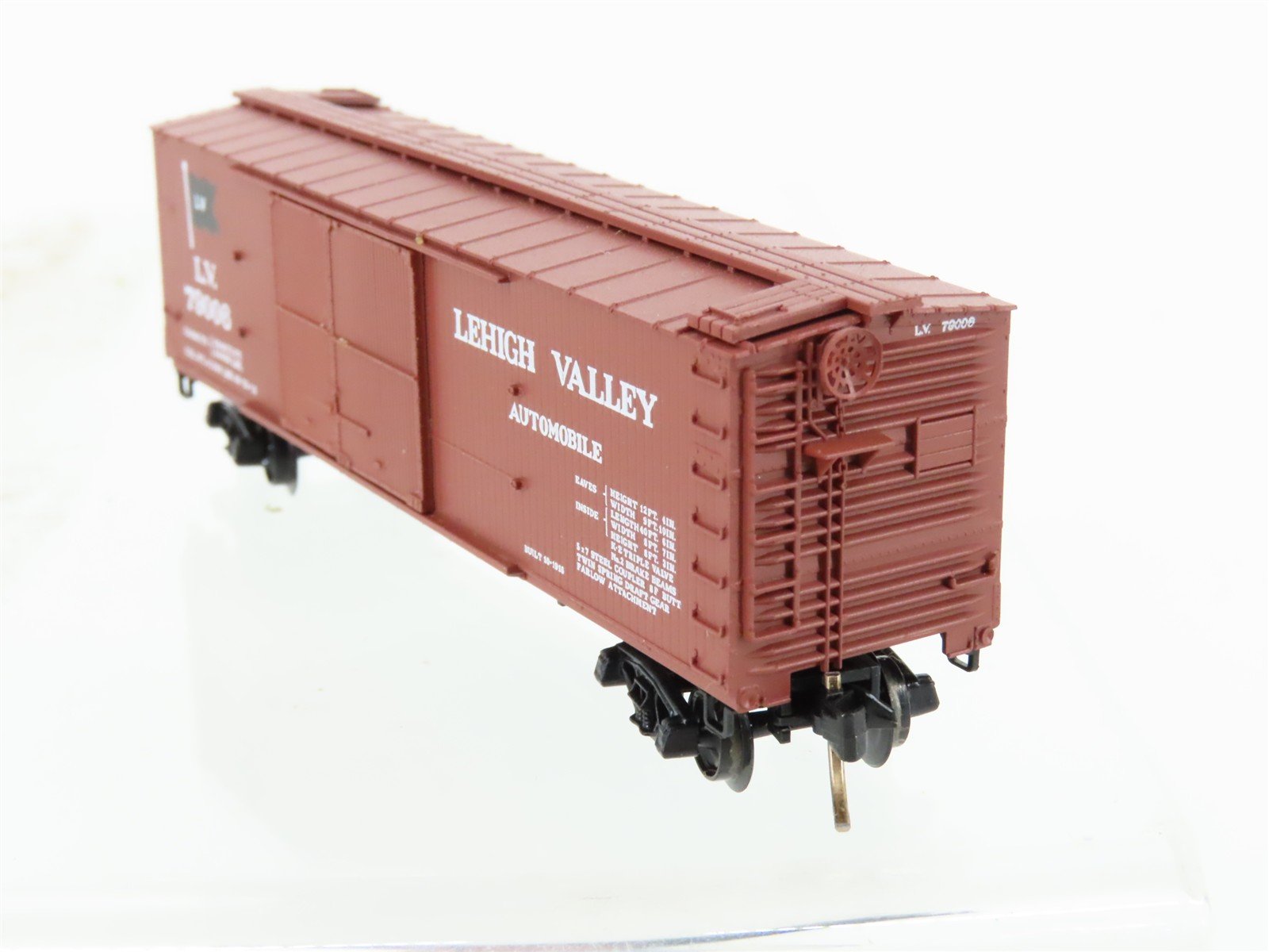 N Scale Micro-Trains MTL 43050 LV Lehigh Valley 40' Wood Boxcar #79006