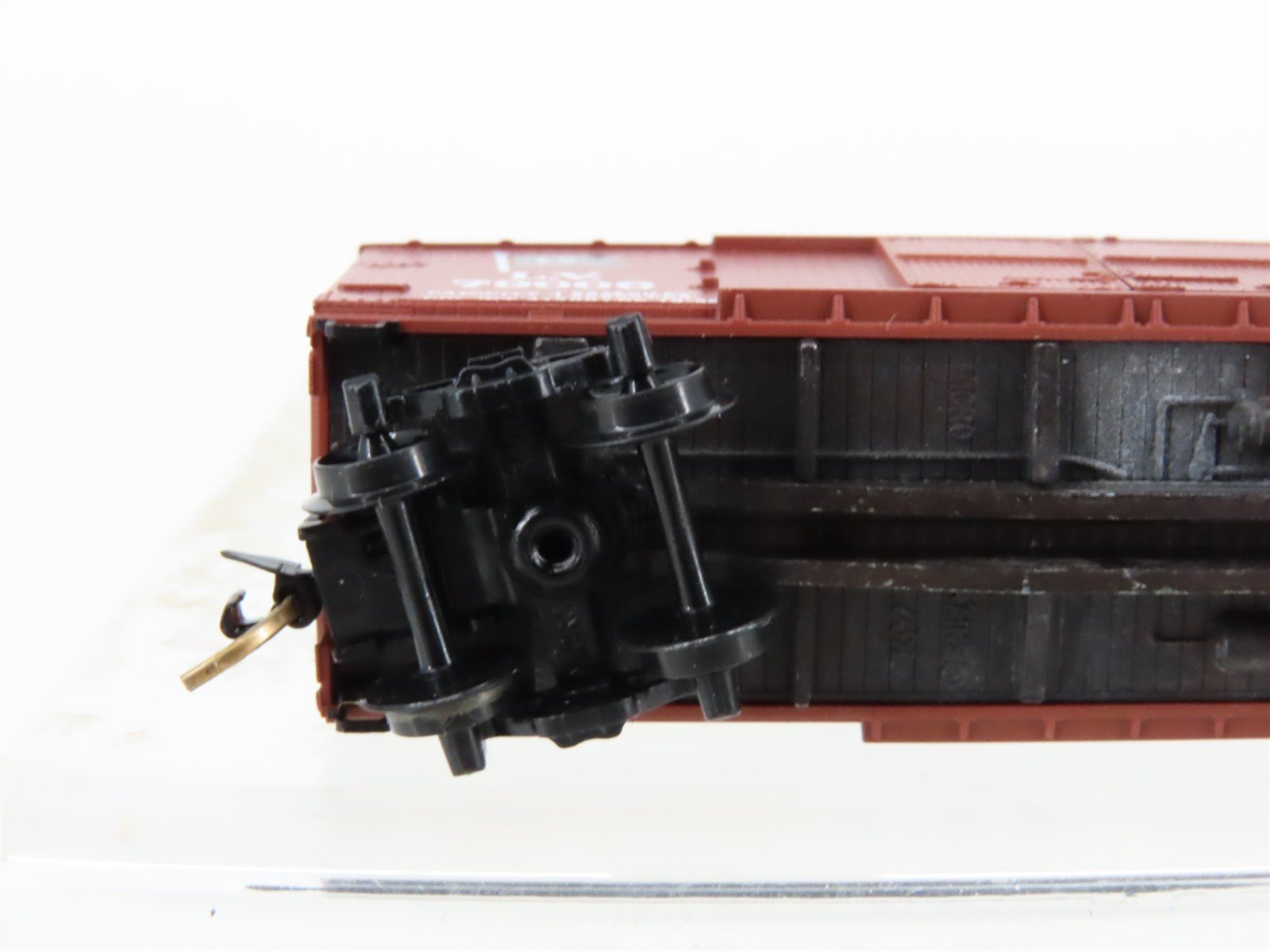 N Scale Micro-Trains MTL 43050 LV Lehigh Valley 40' Wood Boxcar #79006