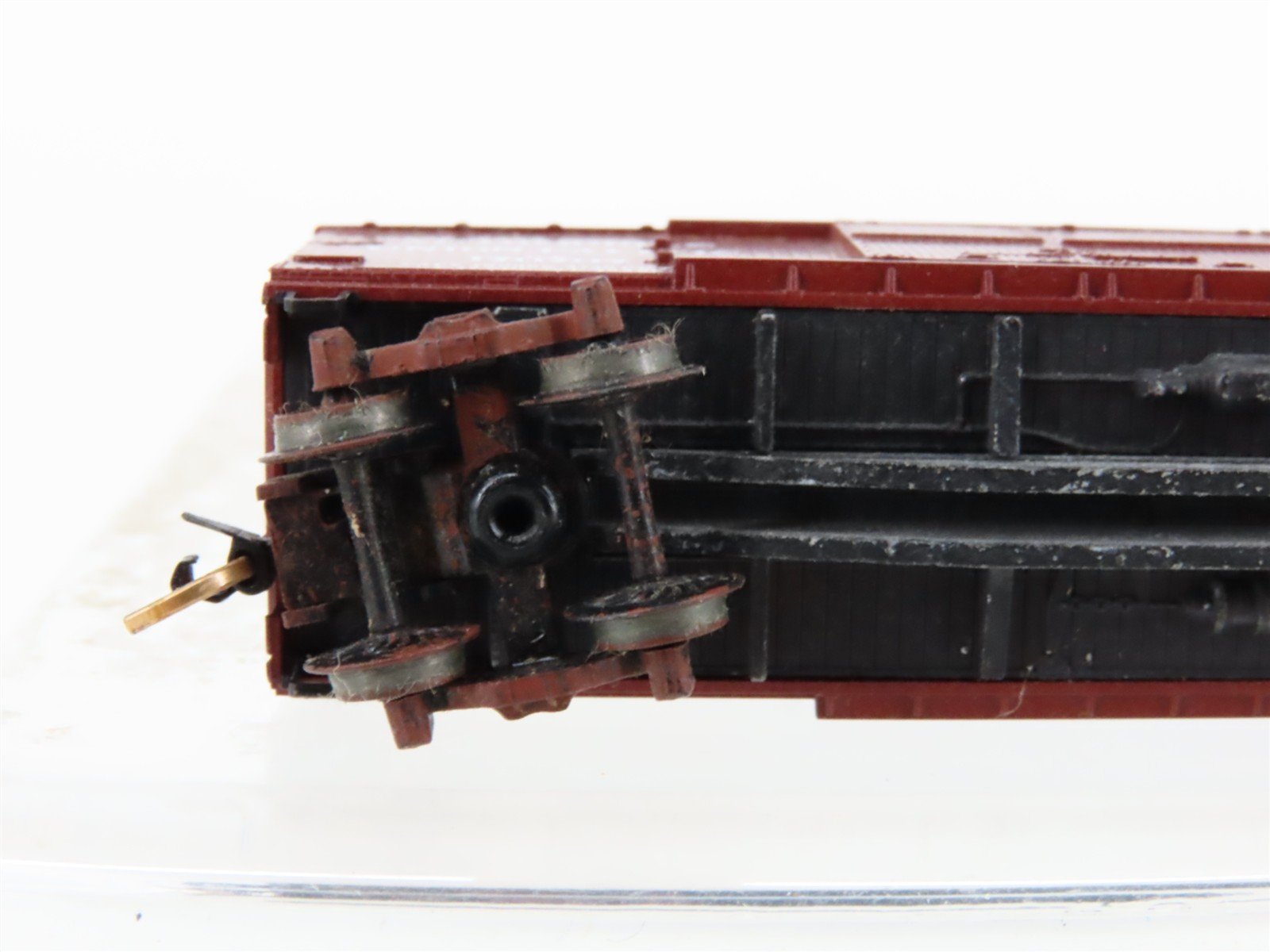 N Scale Micro-Trains/Kadee 43030 UP Union Pacific 40' Wood Boxcar #170707